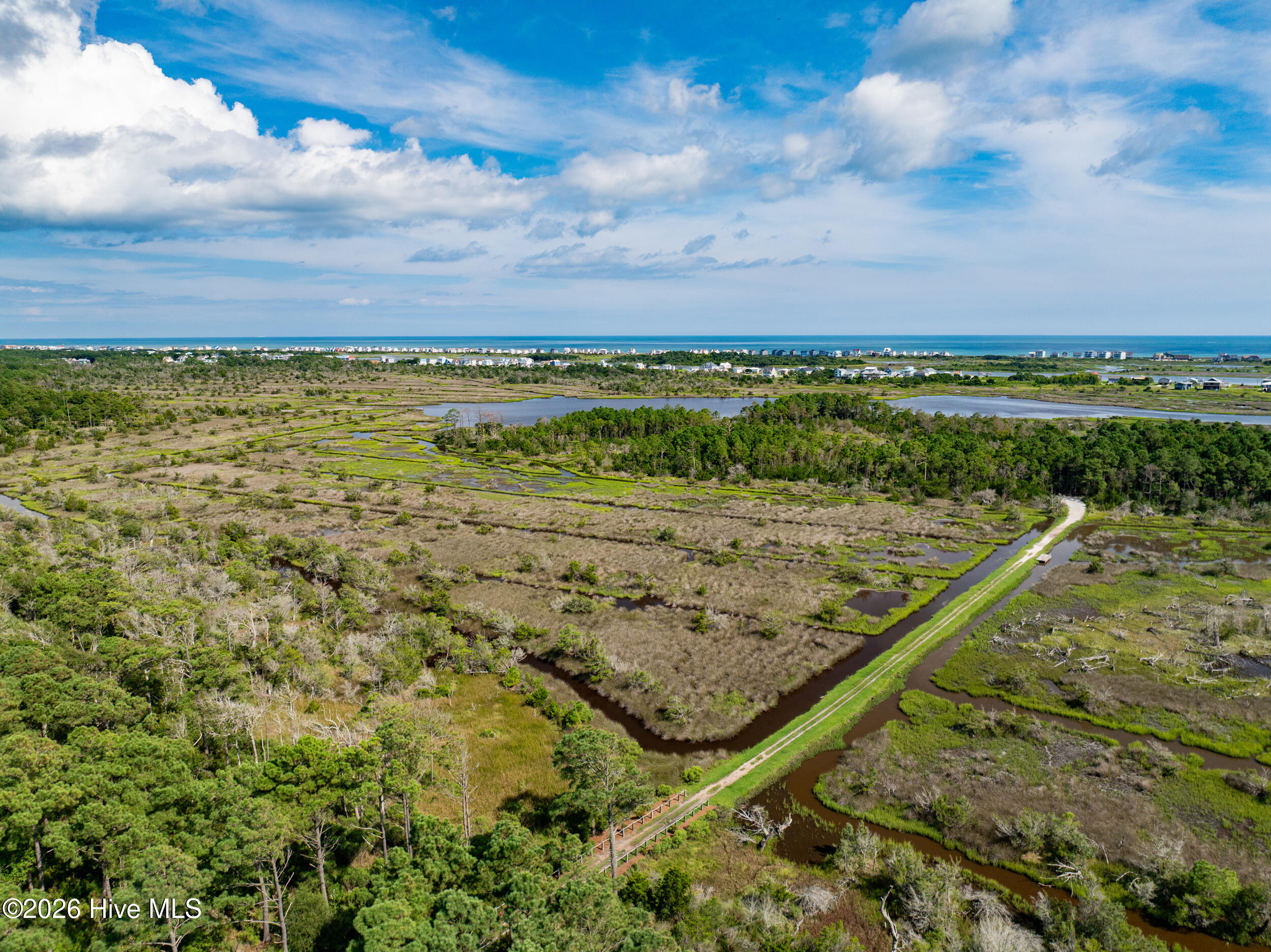 100562938 | Photo 53