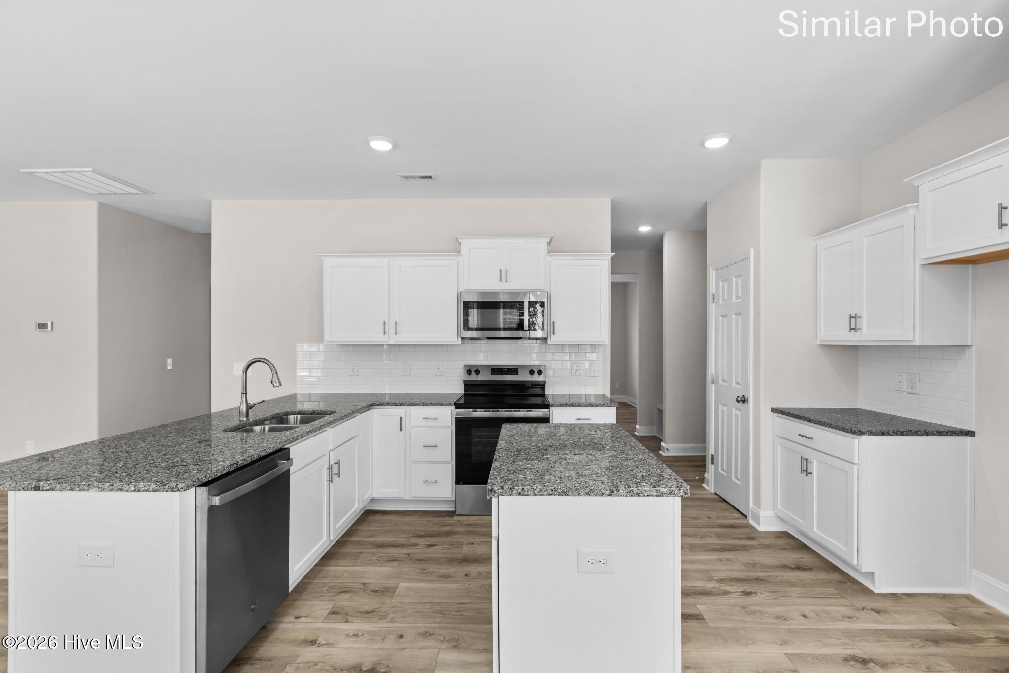 100552213 | Photo 20