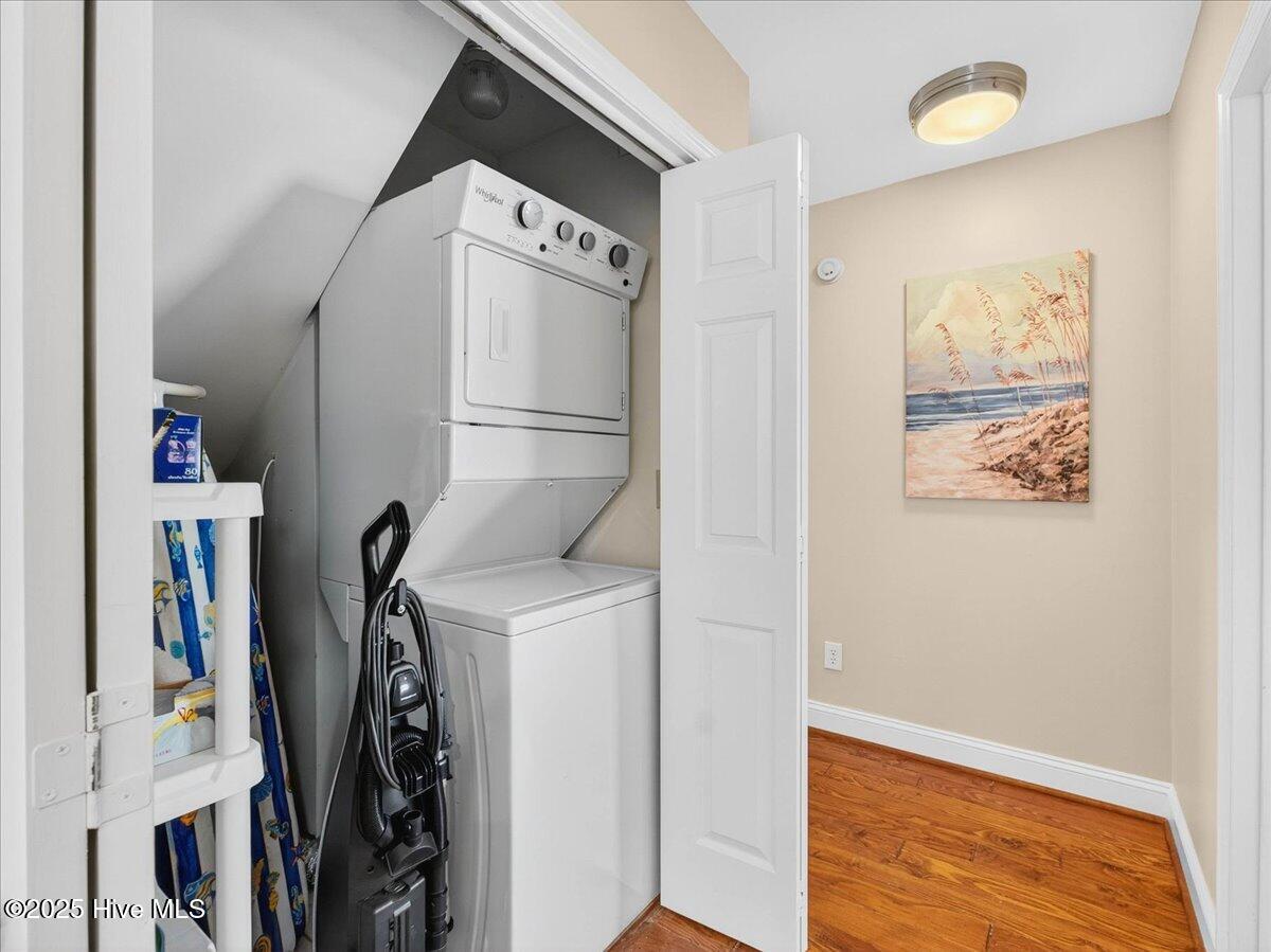 100521504 | Photo 42