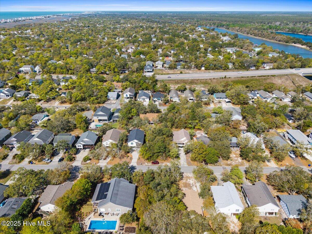 100489301 | Photo 12