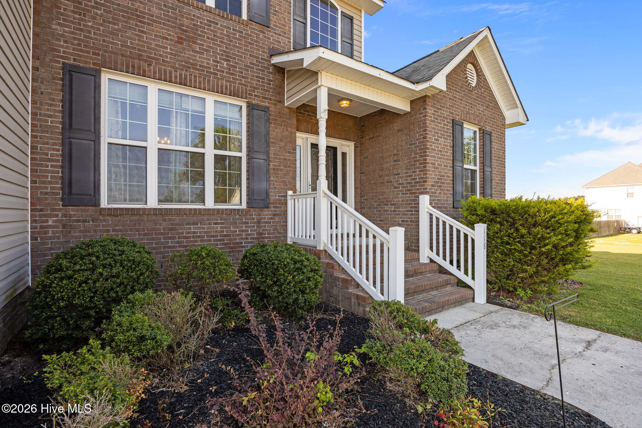 100568078 | Photo 38