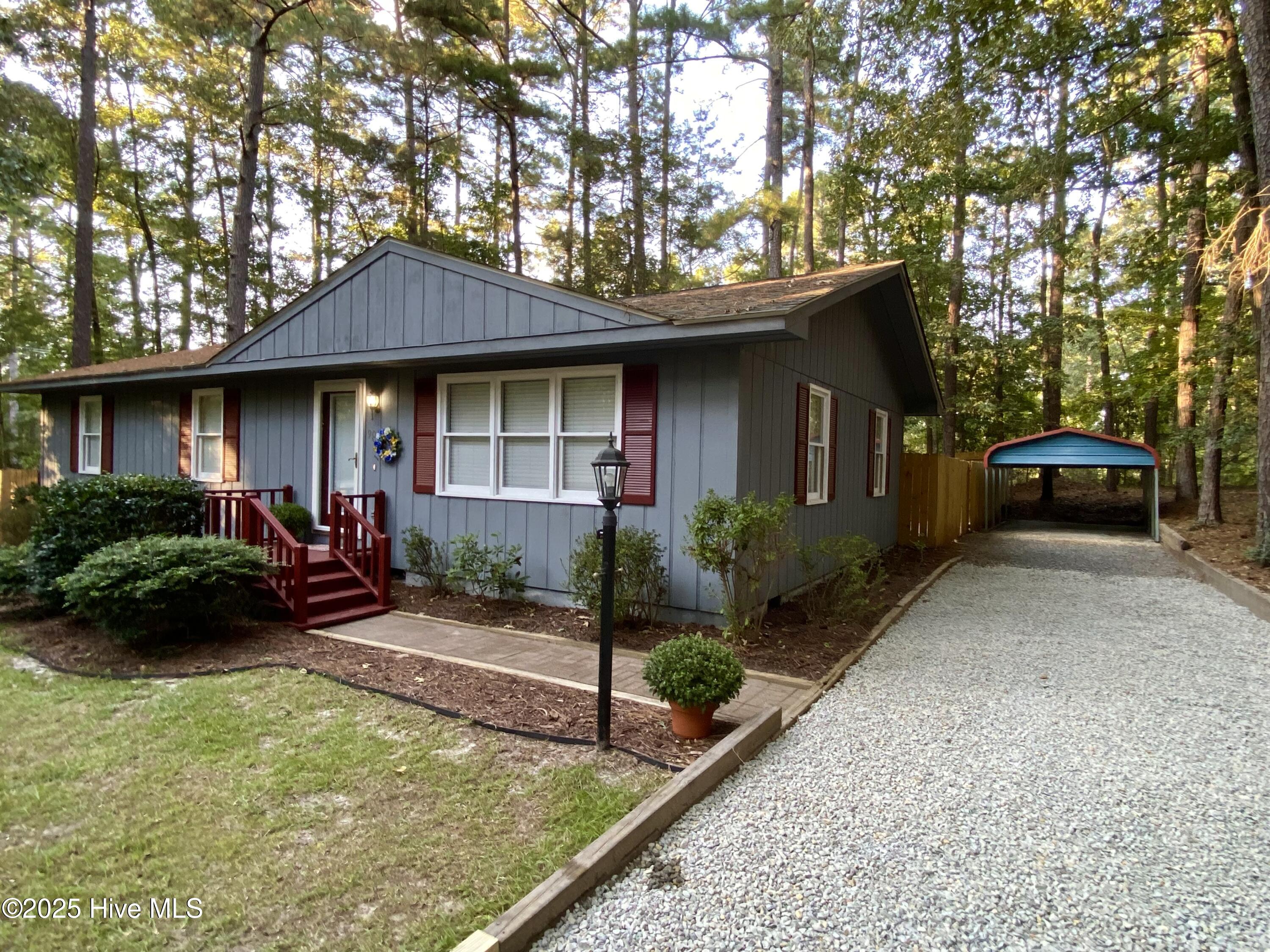 901 Heather Trail
