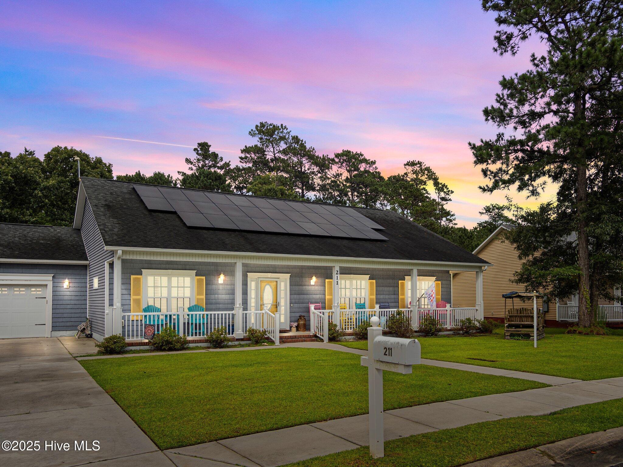 211 Brook Crossing Road, Swansboro, NC 28584 – photo 1 of 60: 1-web-or-mls-P6105006_1