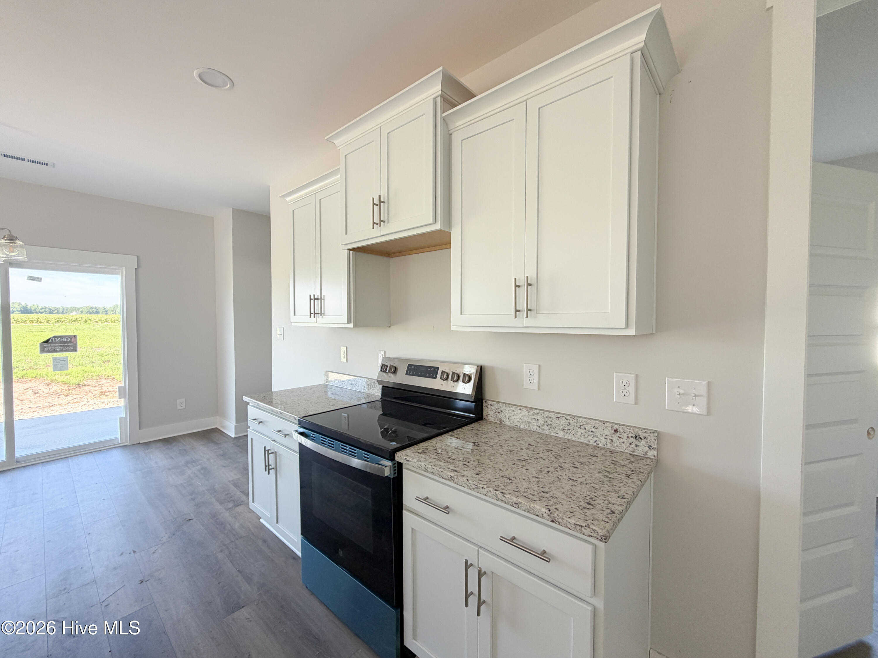 506 E Black Water Lane,Maysville