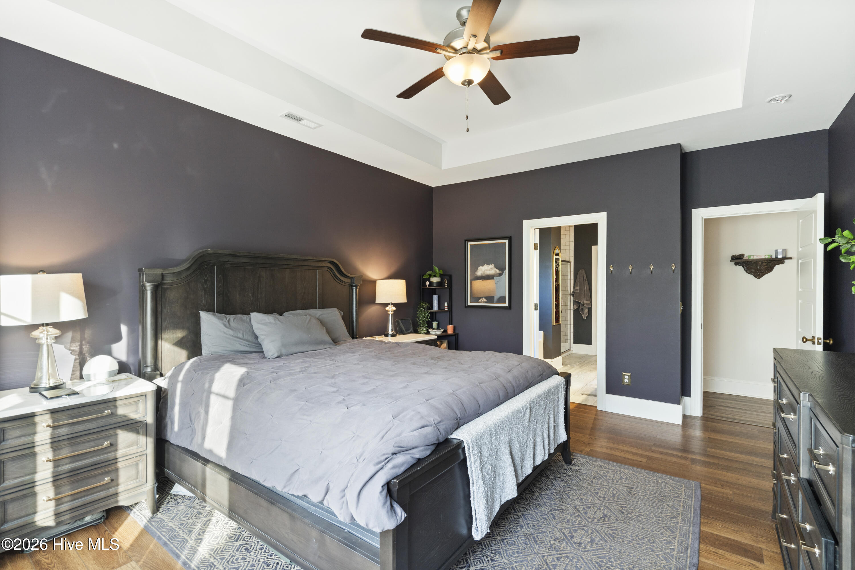 100552467 | Photo 27