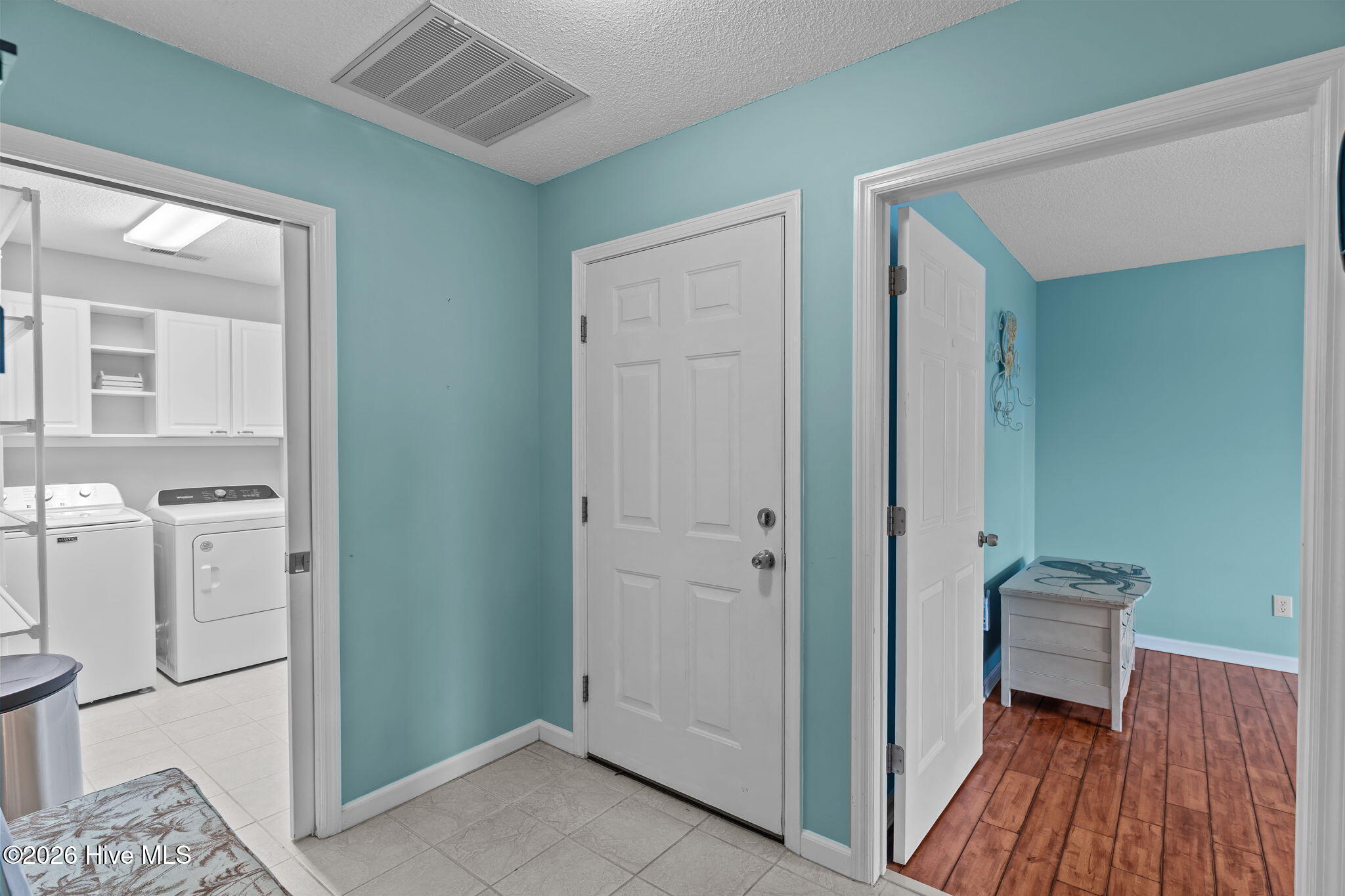 100555796 | Photo 34