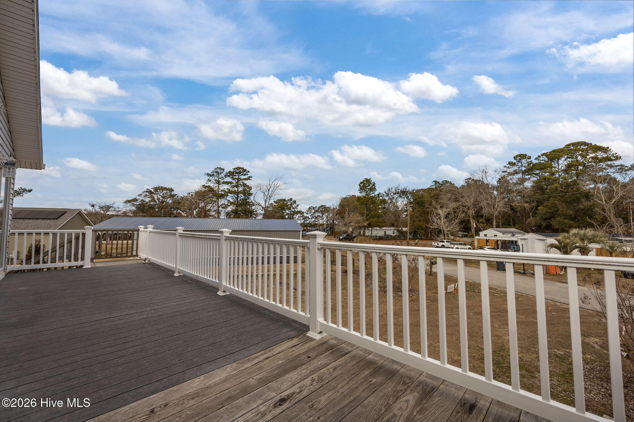 100555890 | Photo 28