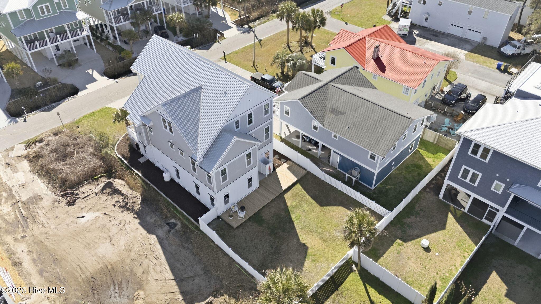 100559655 | Photo 65