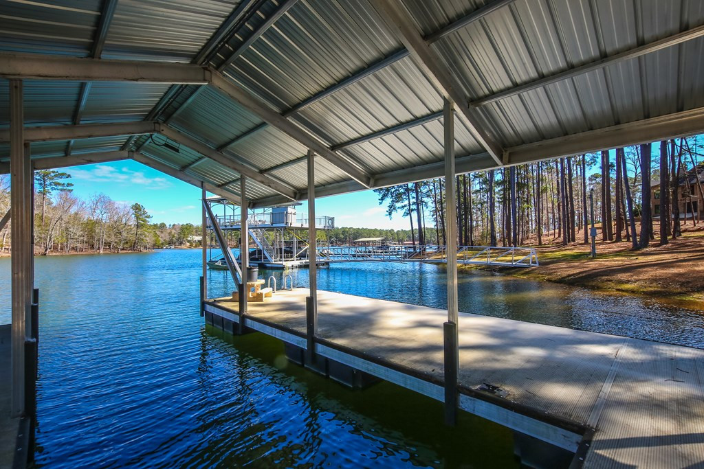 Undisclosed Address, Appling, GA, 30802