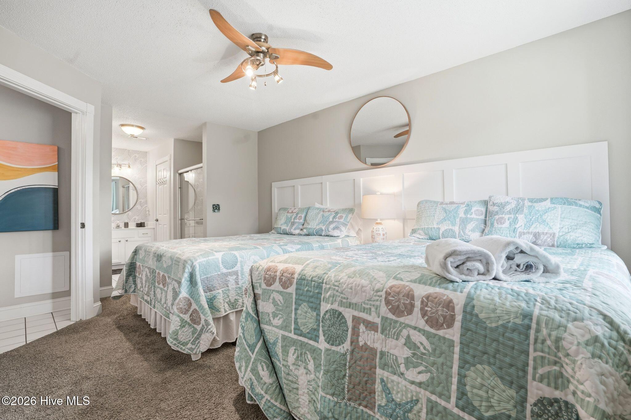 100559289 | Photo 14