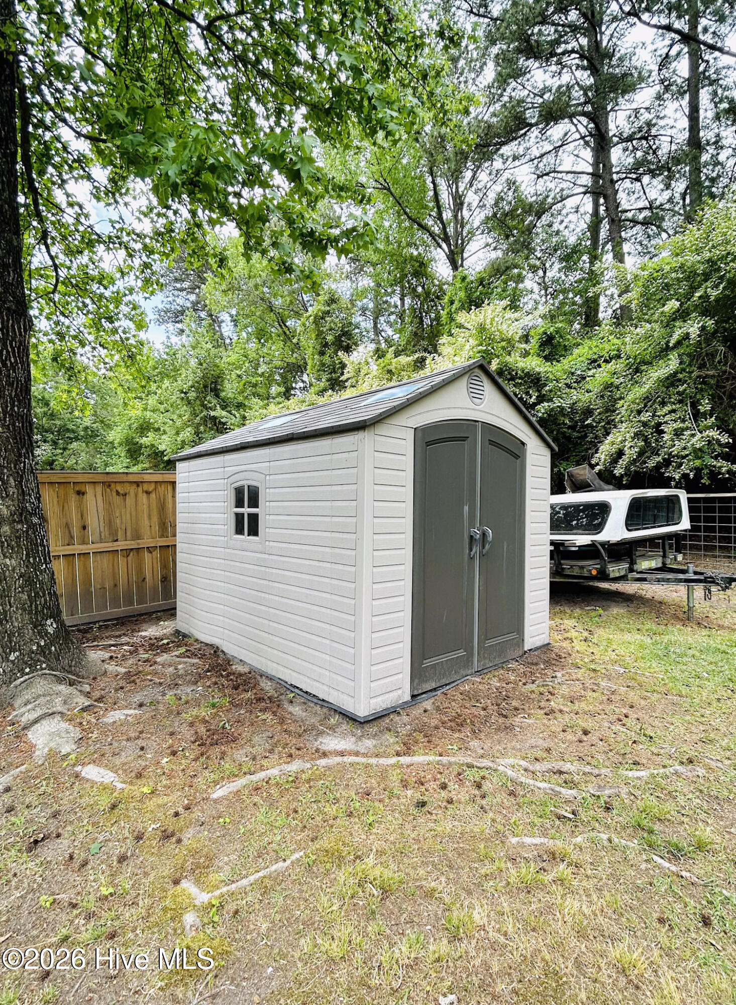 100570244 | Photo 49