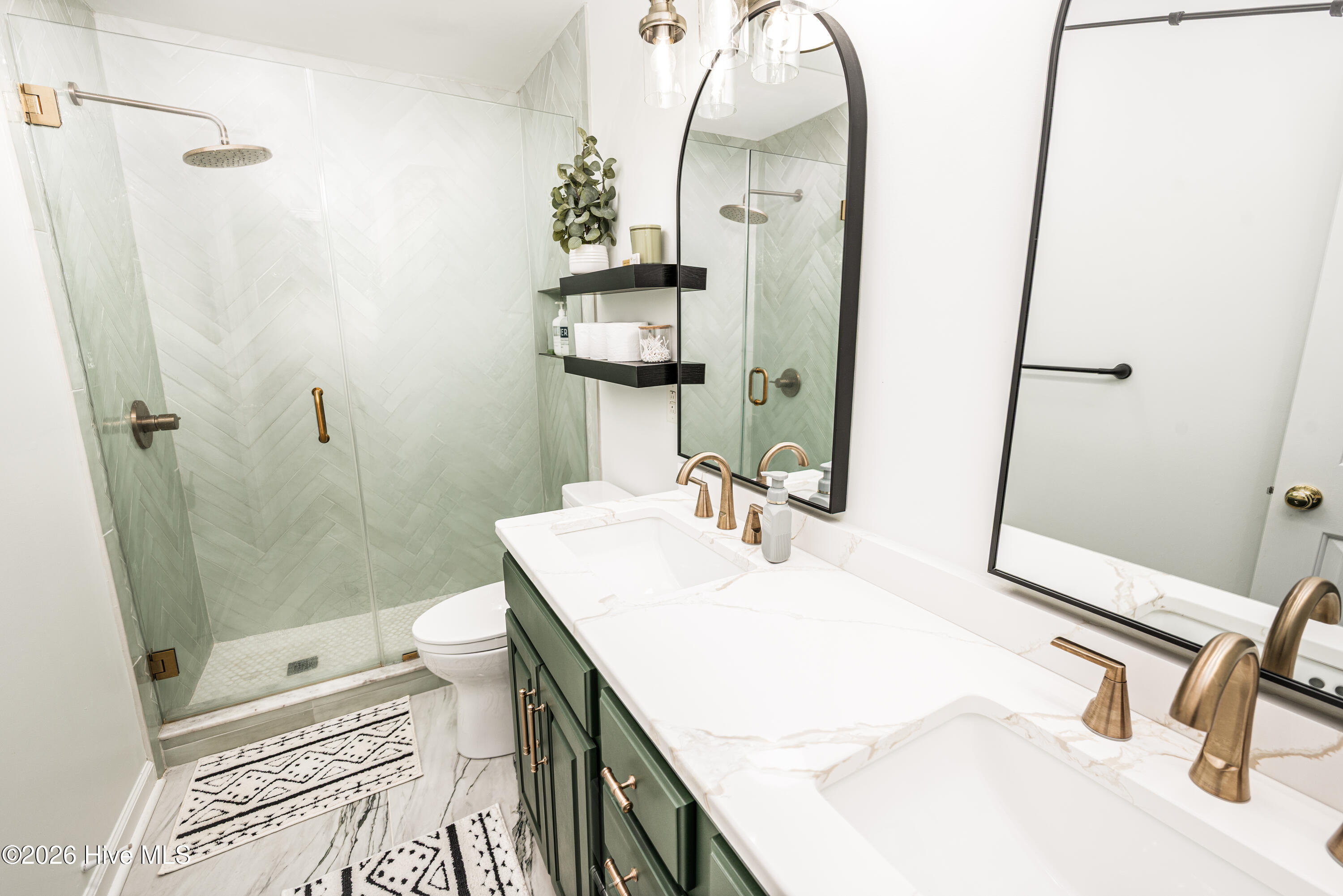 1004 Somerset Court,Trent Woods