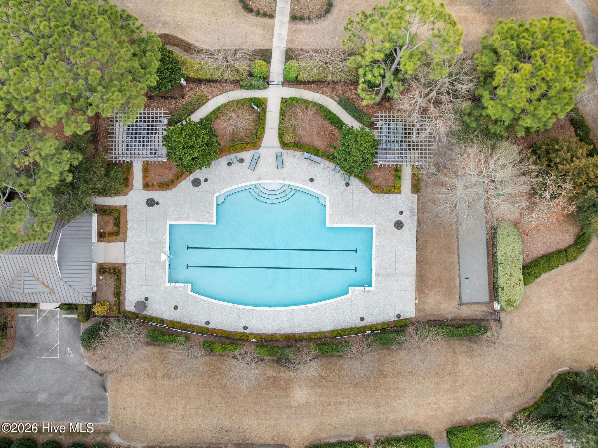 100553604 | Photo 82