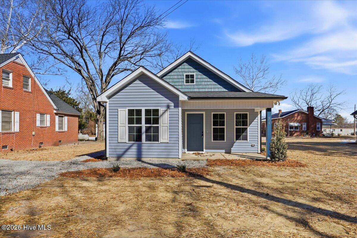 Homes for sale in La Grange, NC | 404 W James St, La Grange, NC 28551 | MLS# 100532285