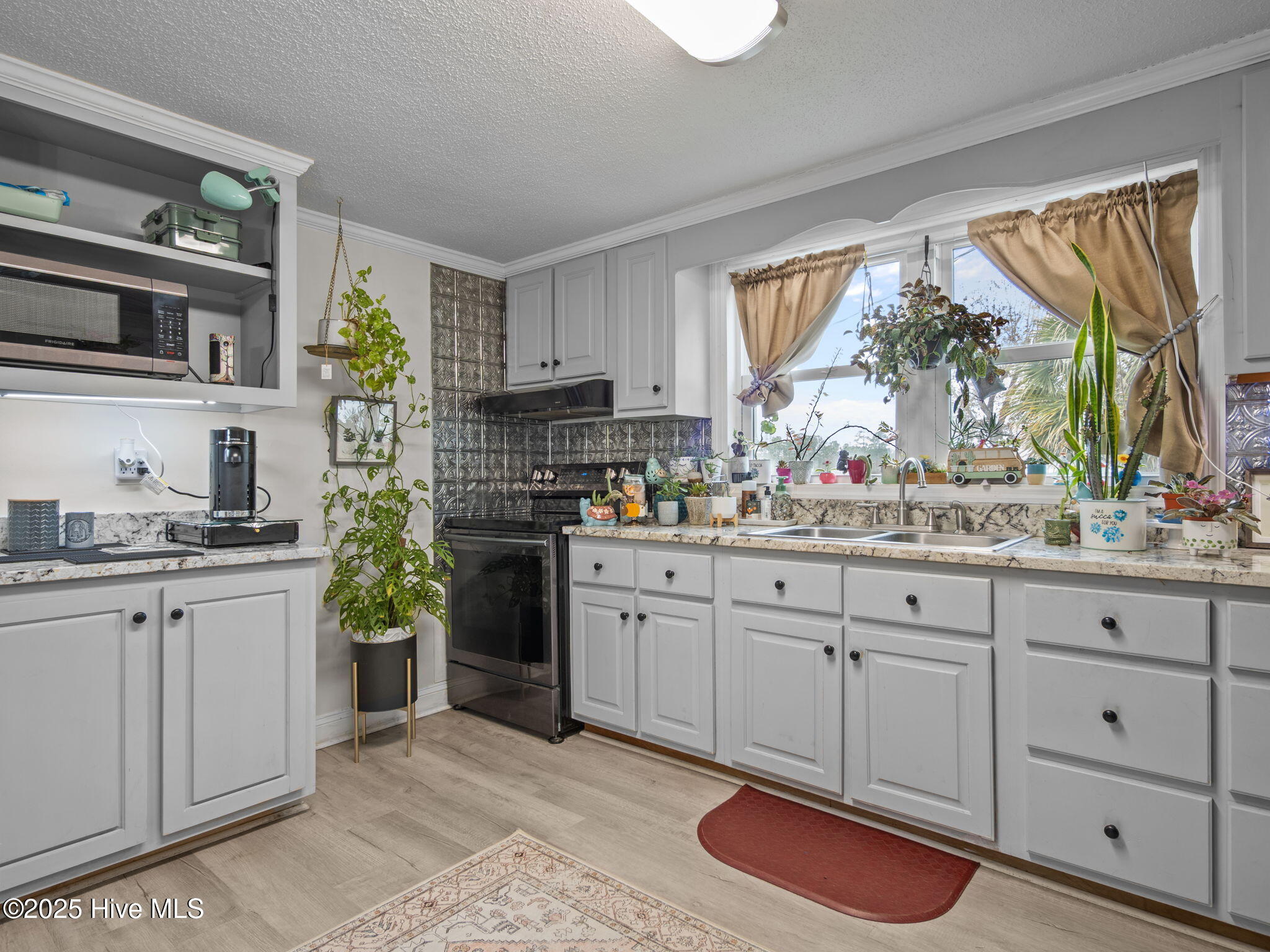 1697 Freedom Way,Hubert