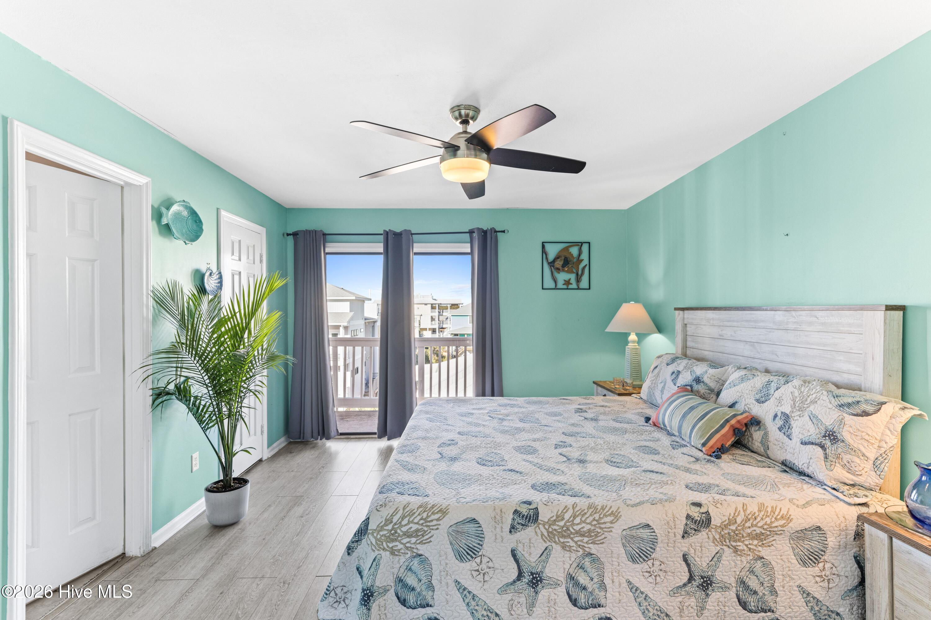 100549239 | Photo 17