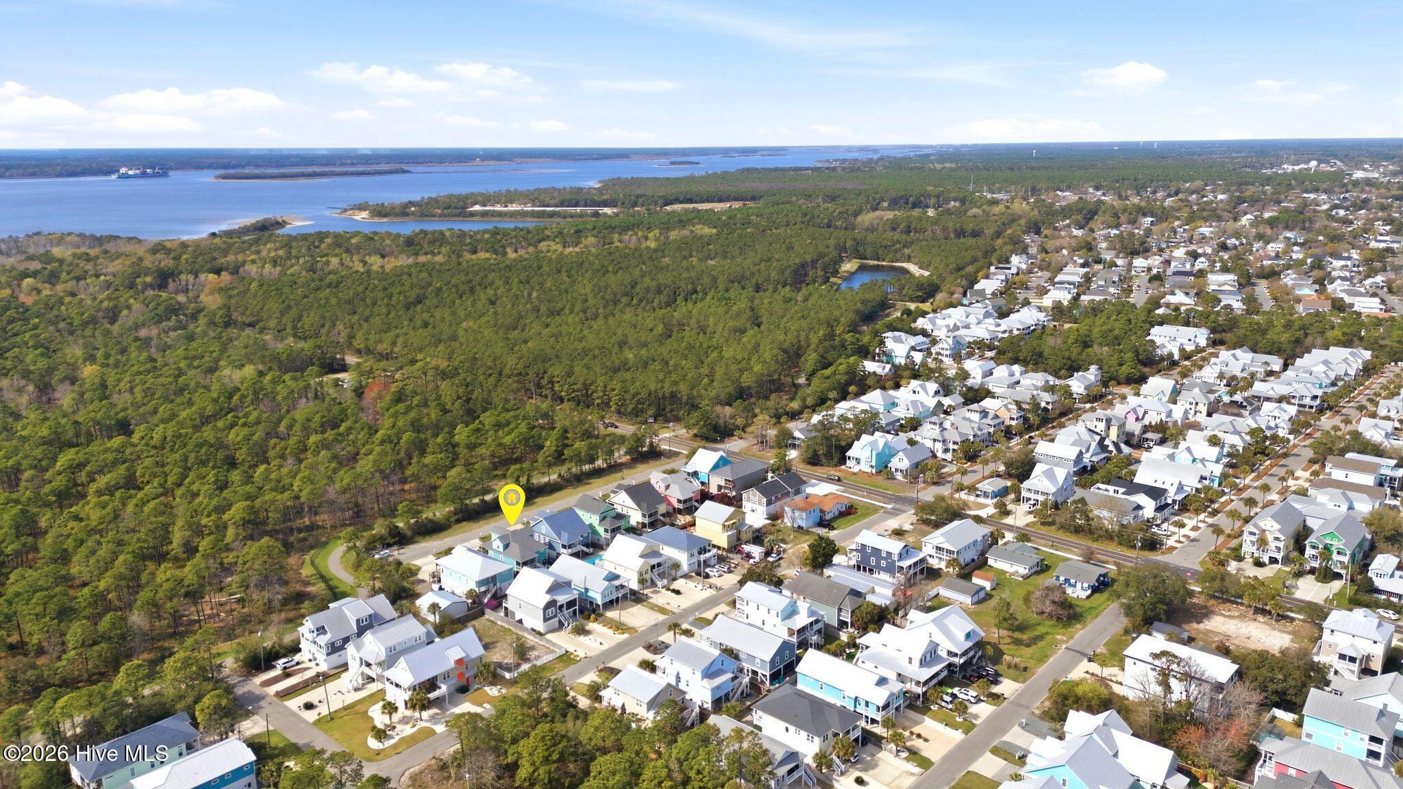 100562049 | Photo 76