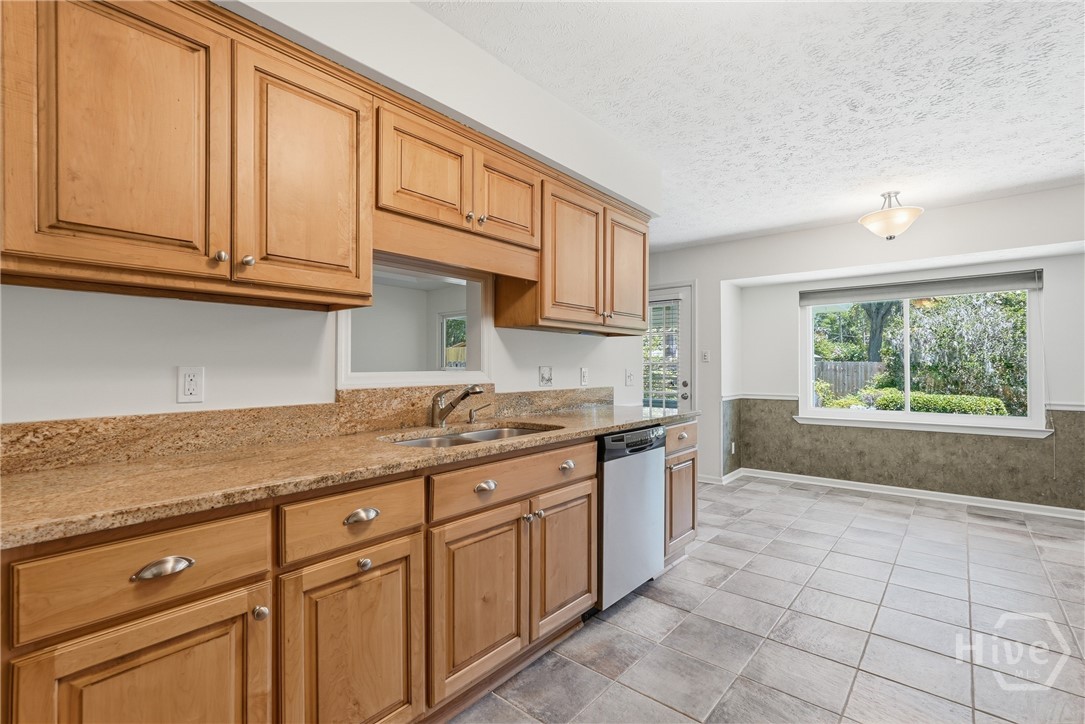 Look at all the counter space!