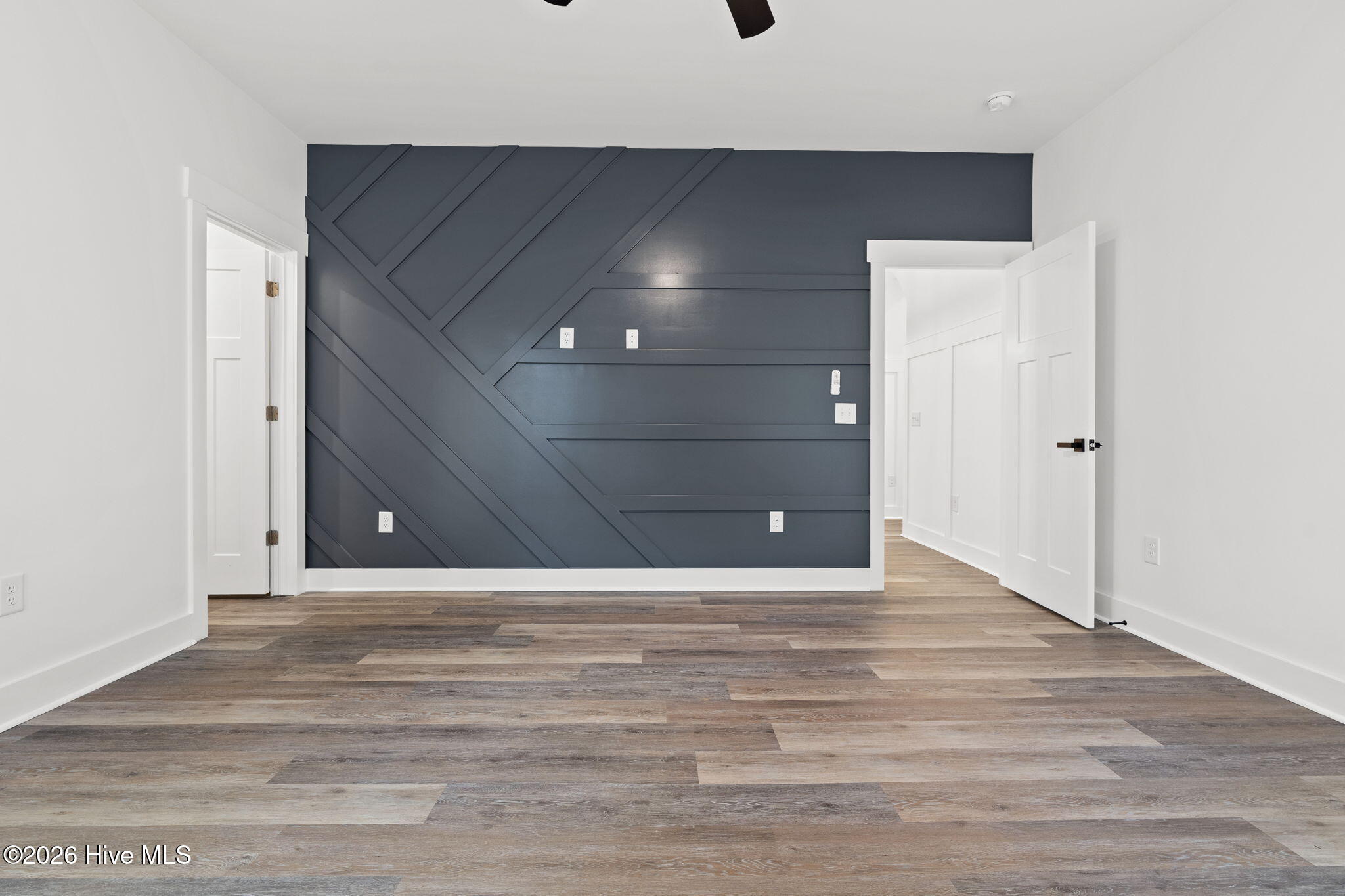 100528197 | Photo 20