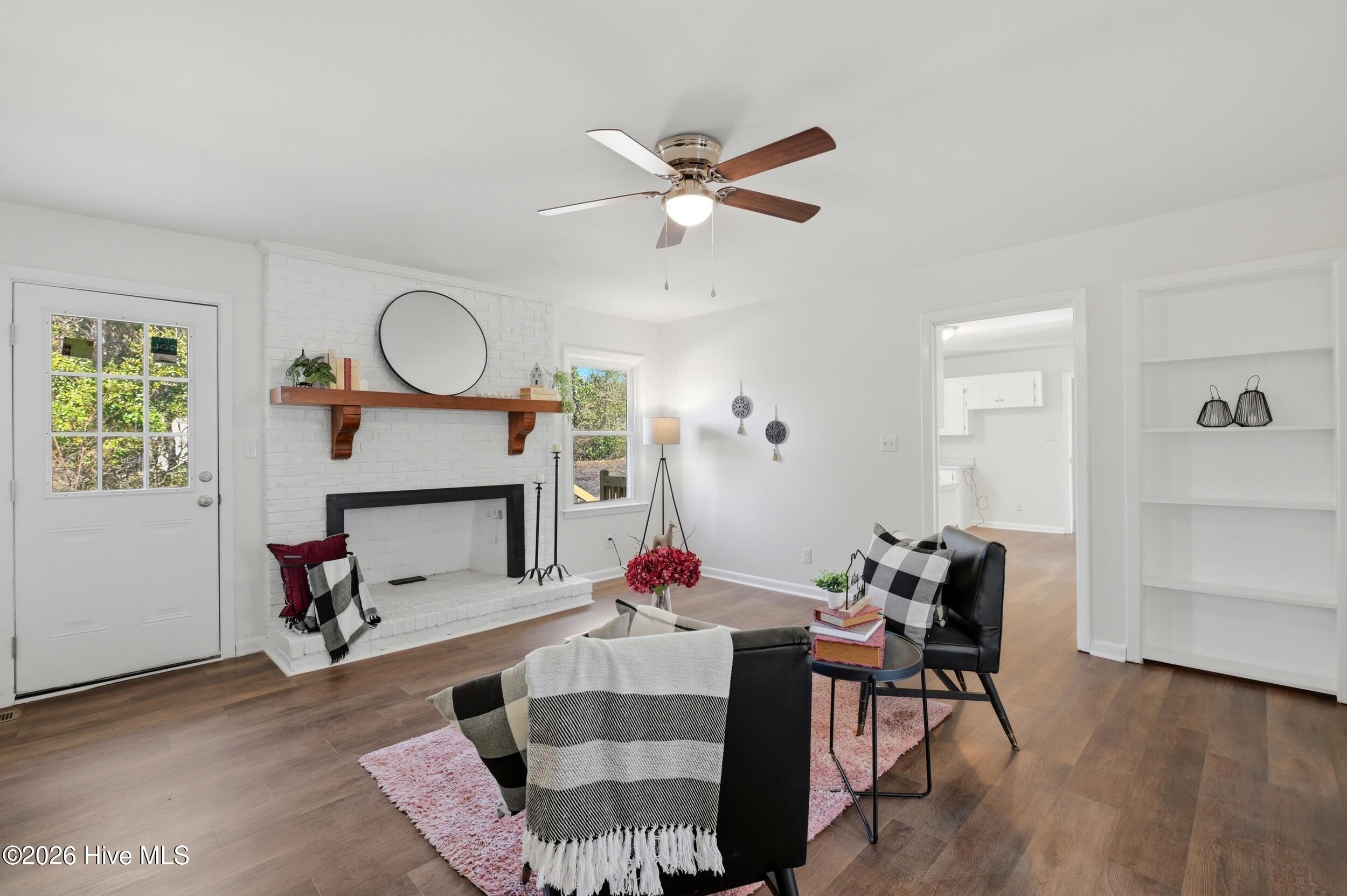 100555632 | Photo 15