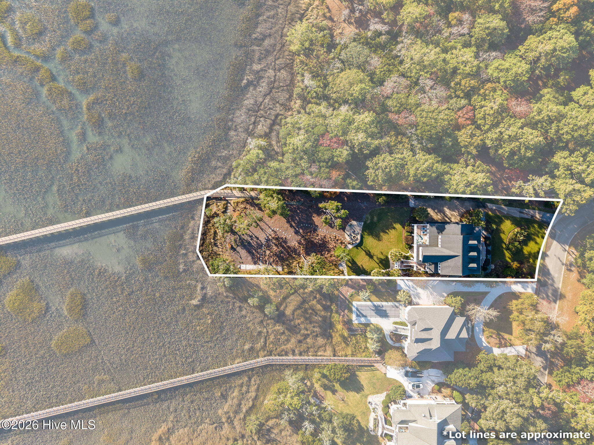 100549947 | Photo 84