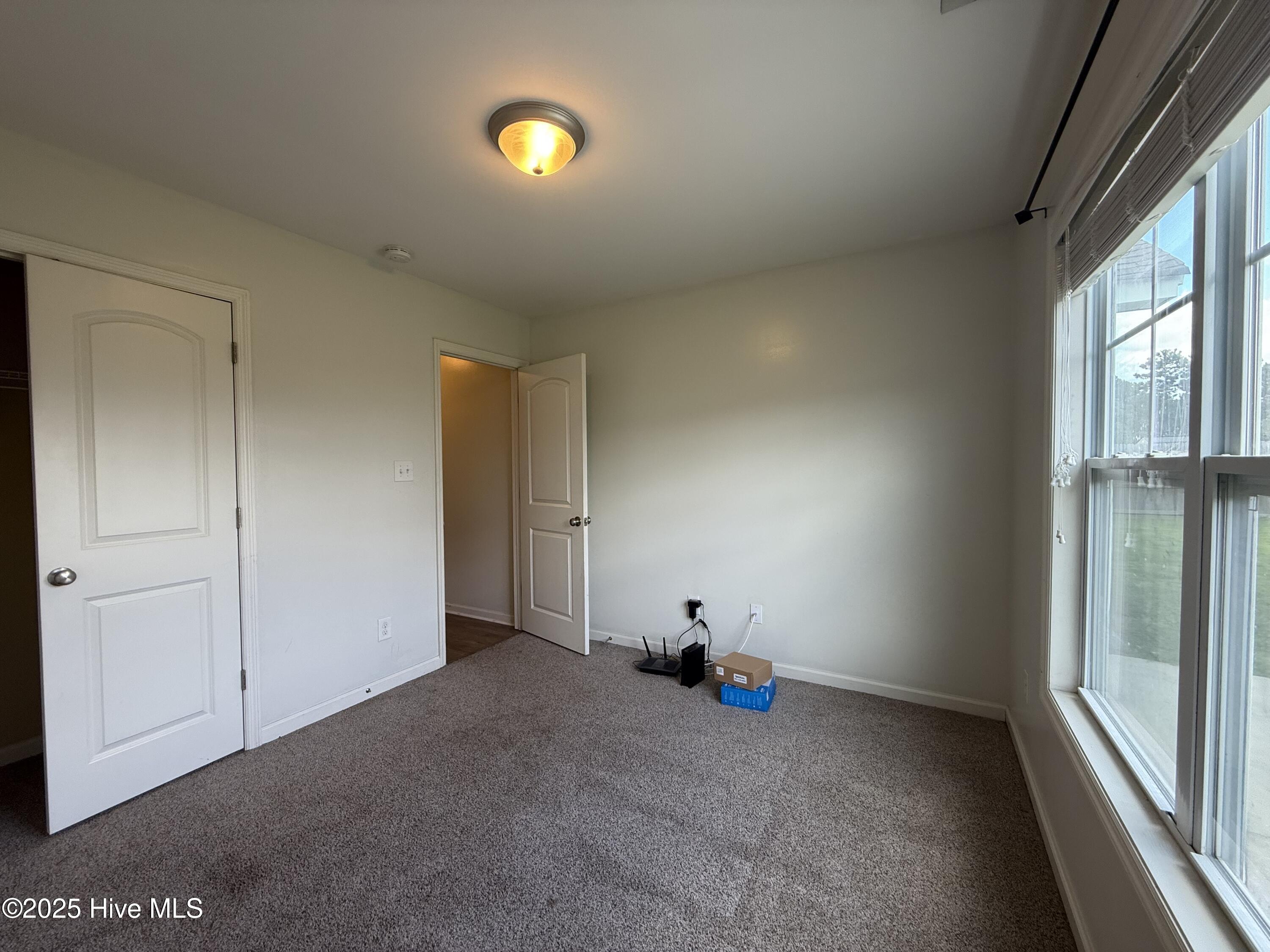 100566630 | Photo 29