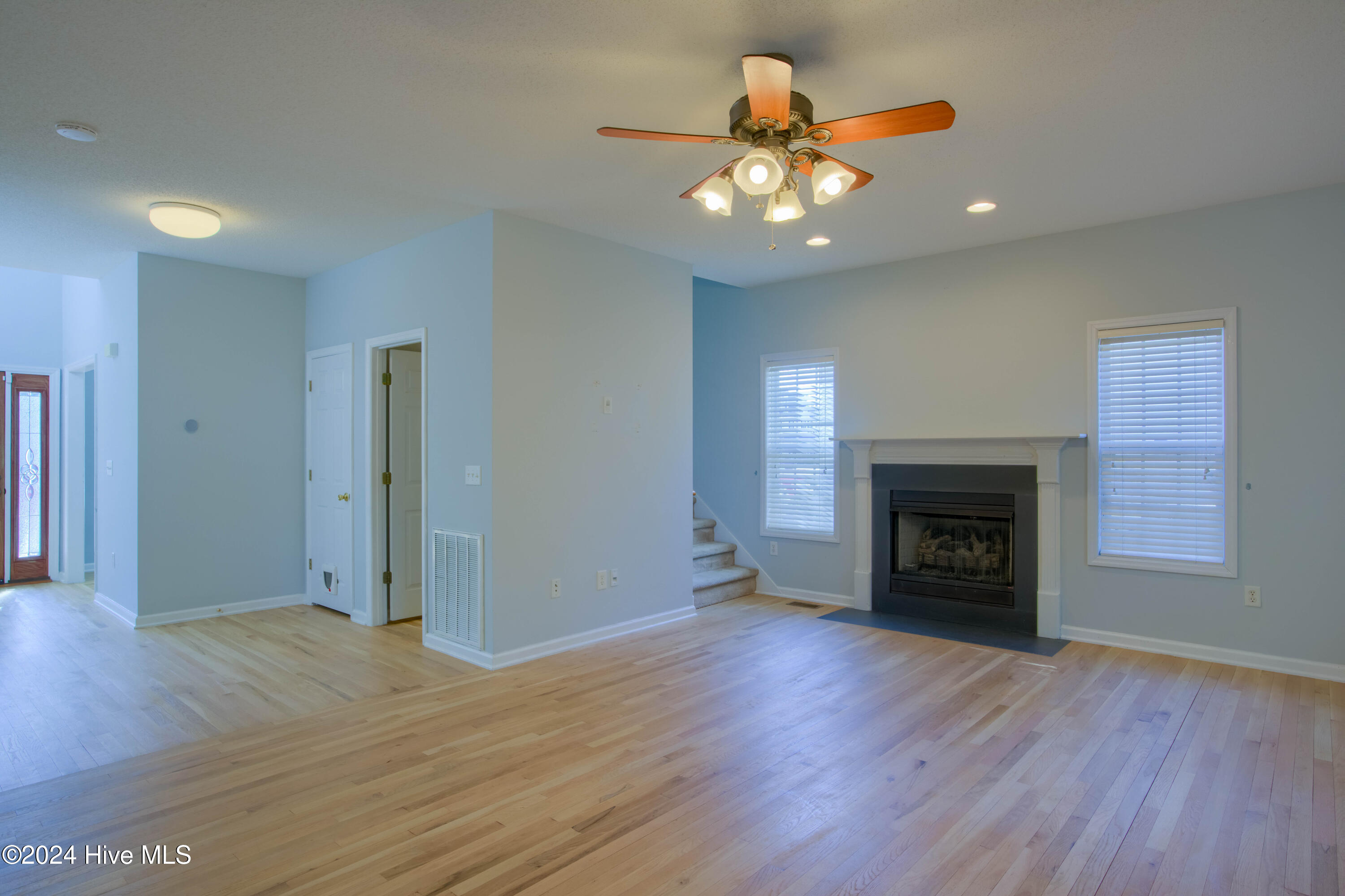 106 Creeks Edge - Interiors_27