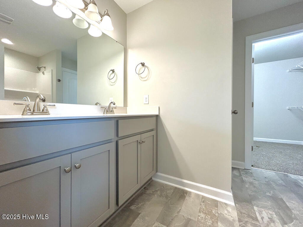 100522198 | Photo 48