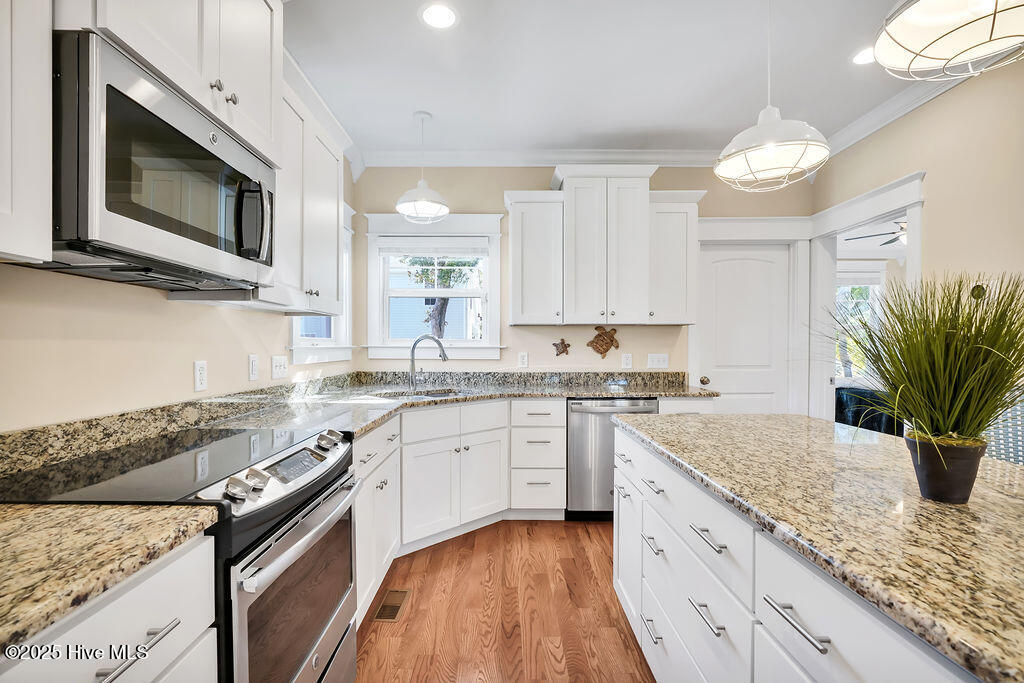 100539026 | Photo 33