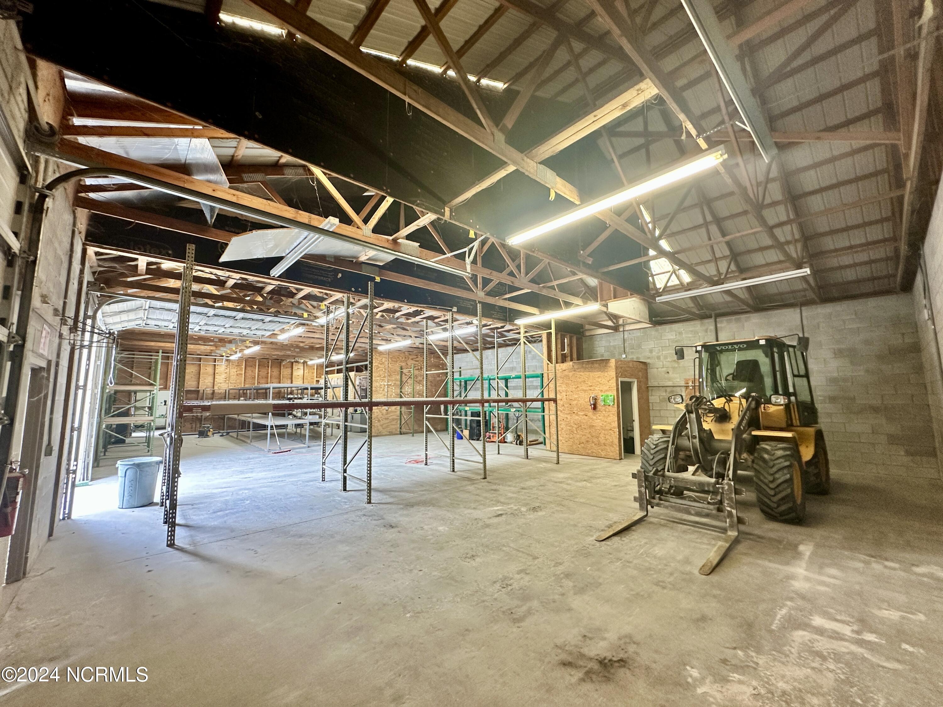 10327 Nc Hwy 211, Aberdeen, NC, 28315