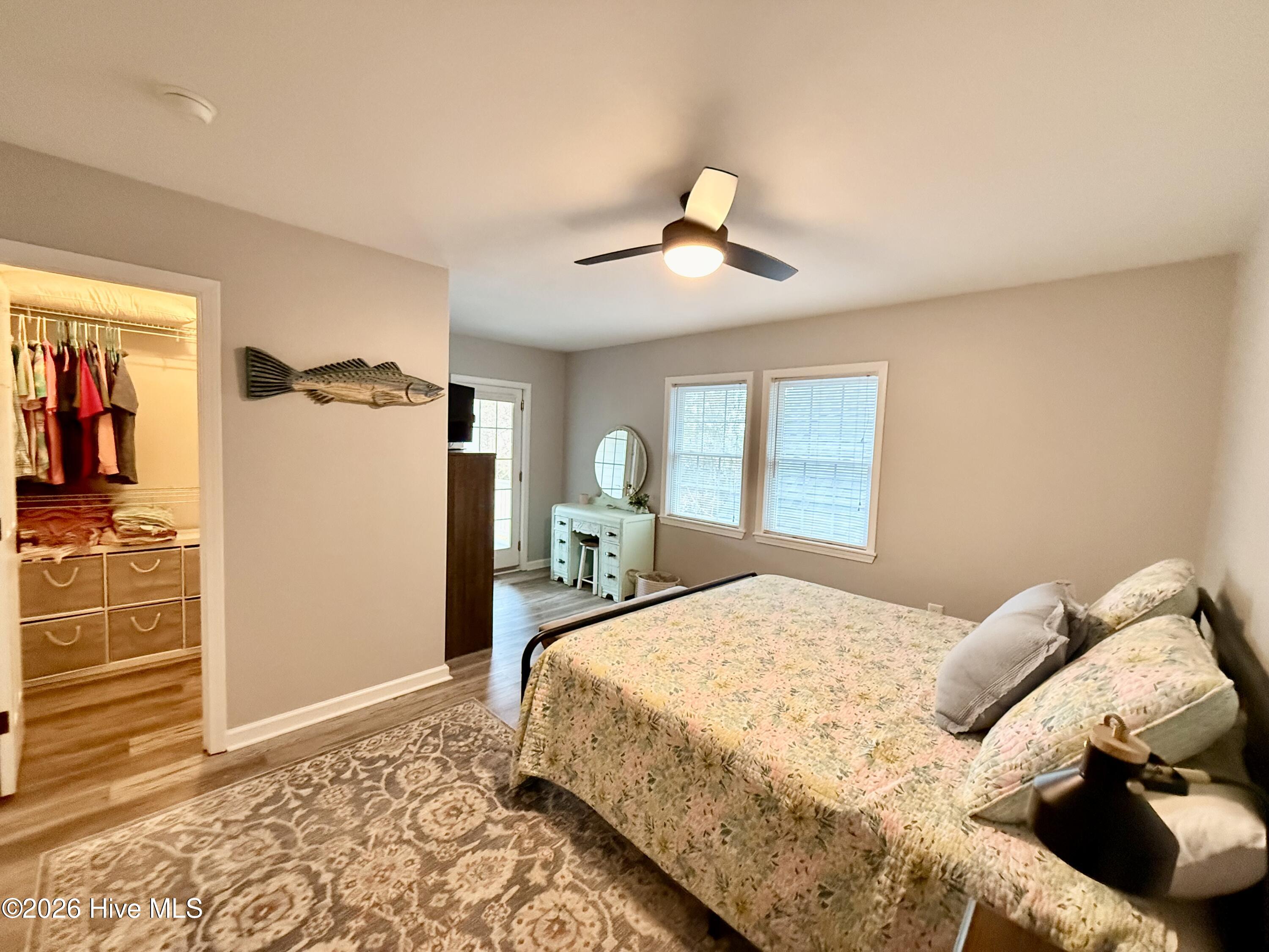 100559572 | Photo 27