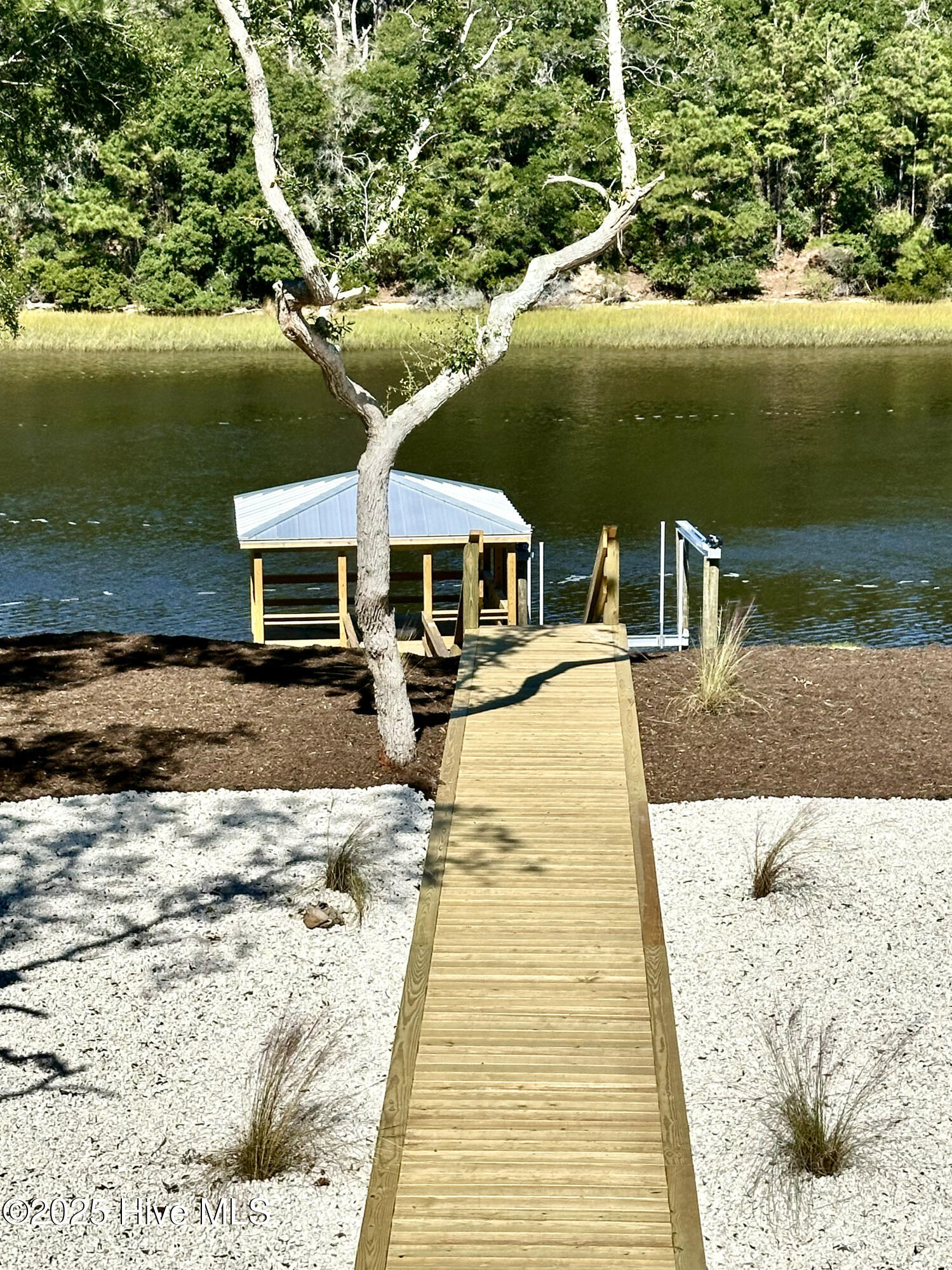 100537365 | Photo 67