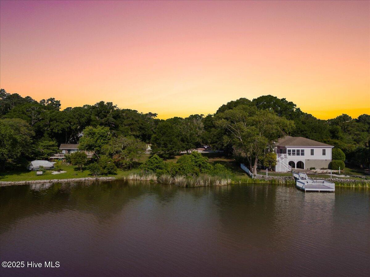 100507999 | Photo 22