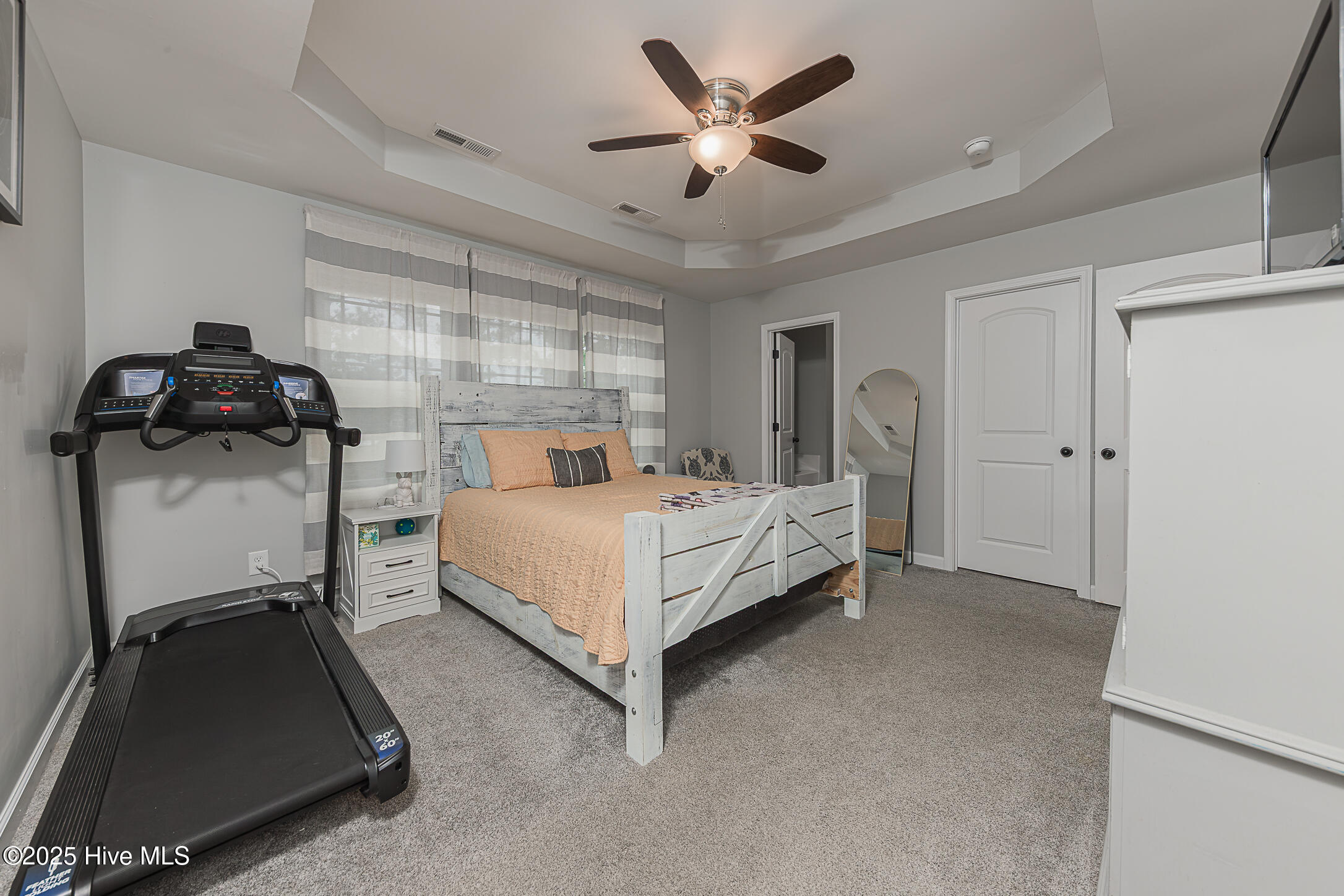 100544528 | Photo 12