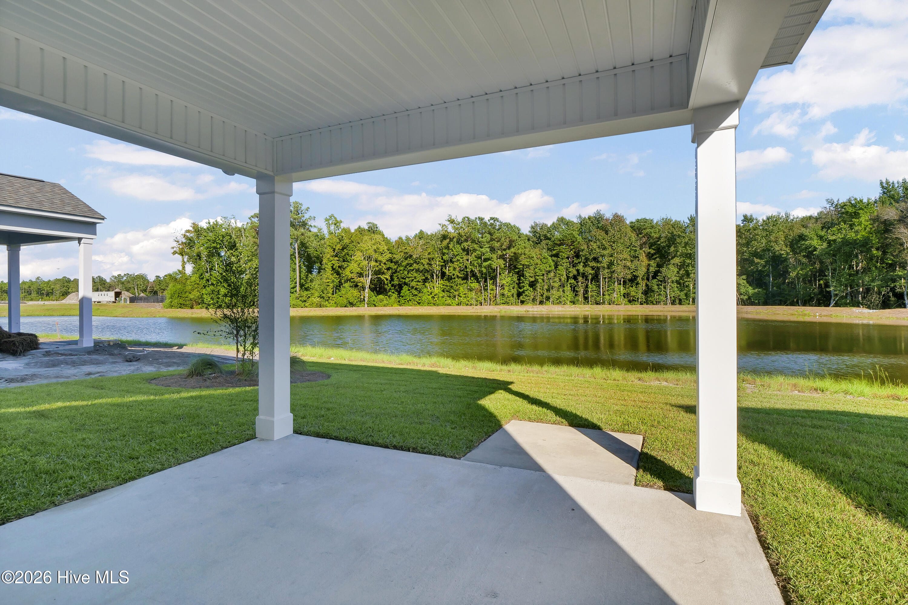 100541183 | Photo 10