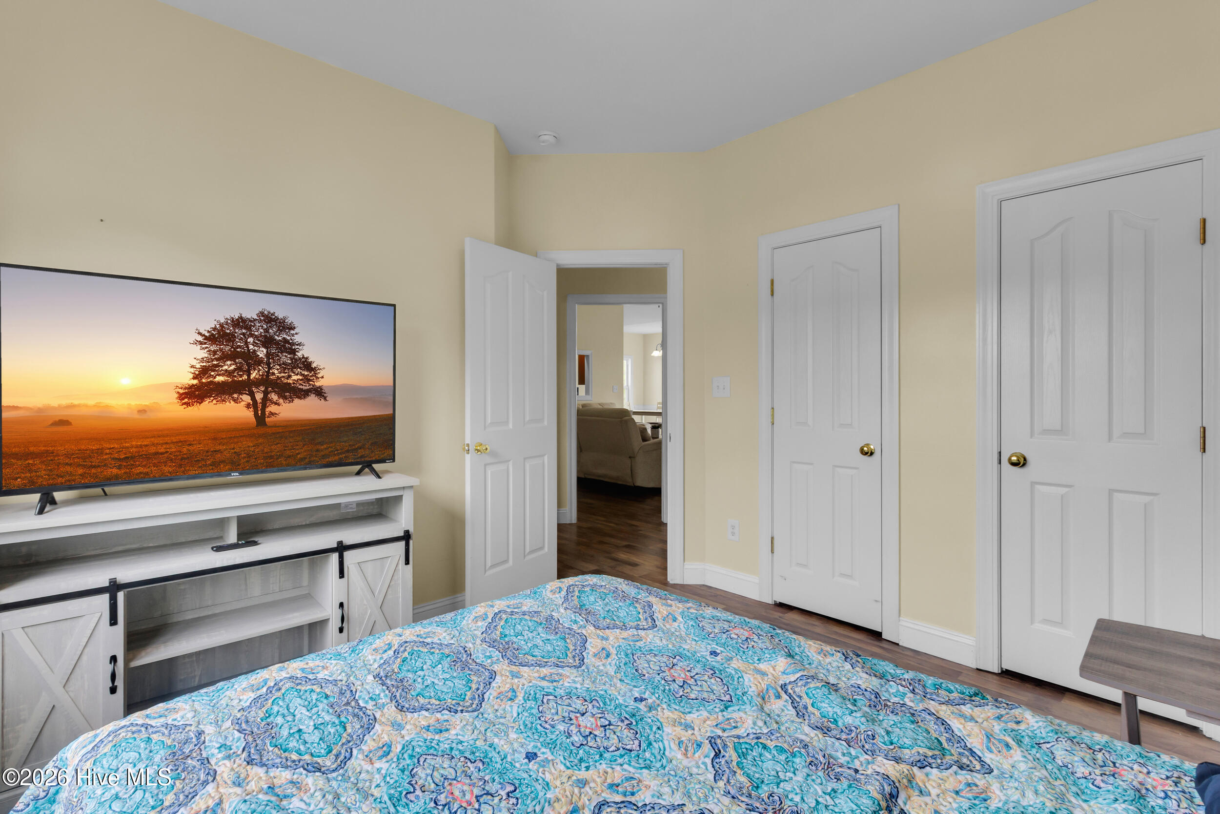 100569291 | Photo 23