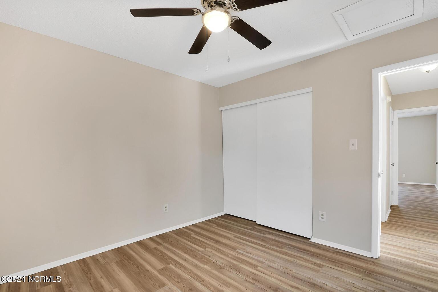 100565650 | Photo 18