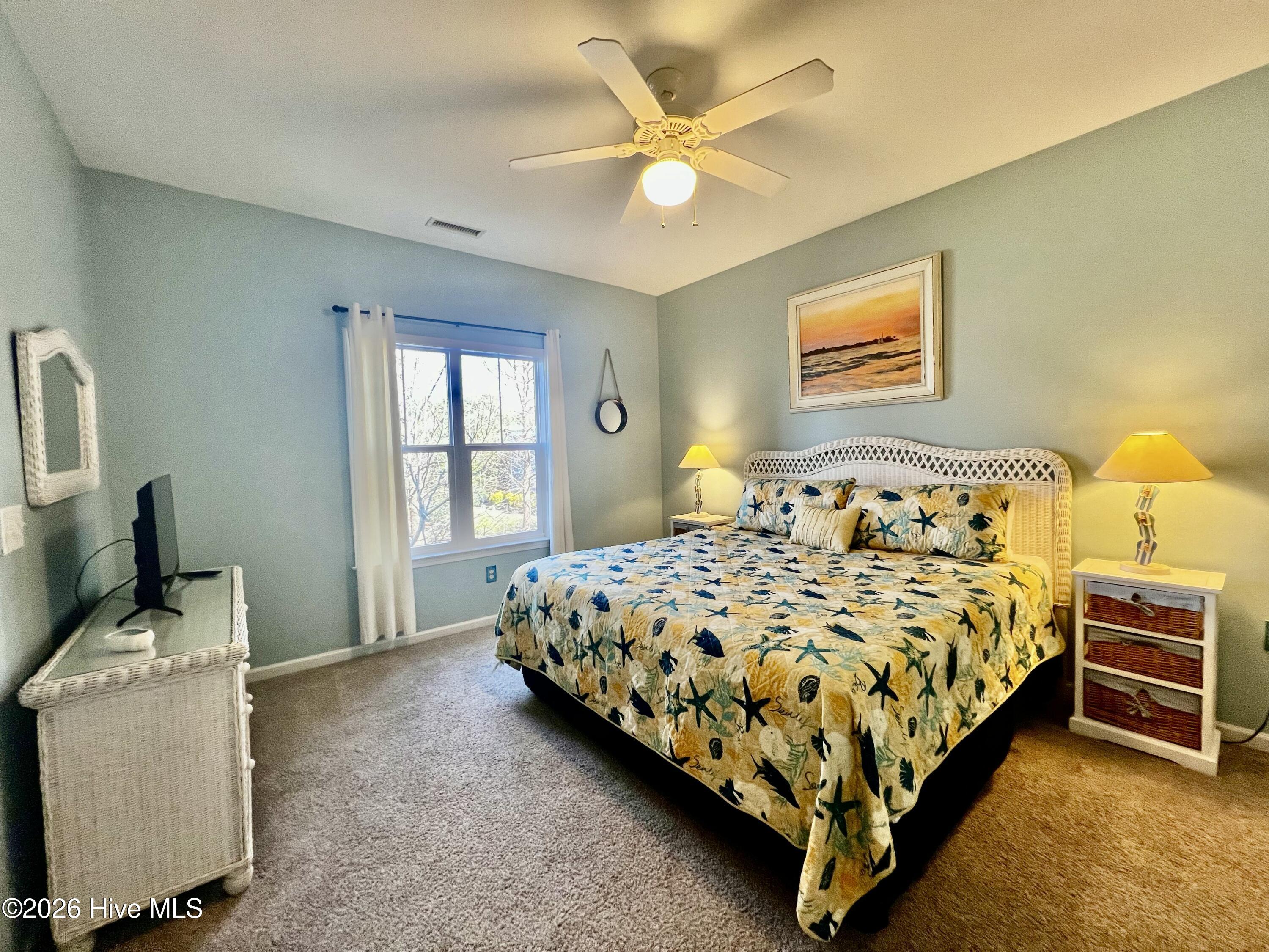 100550987 | Photo 17