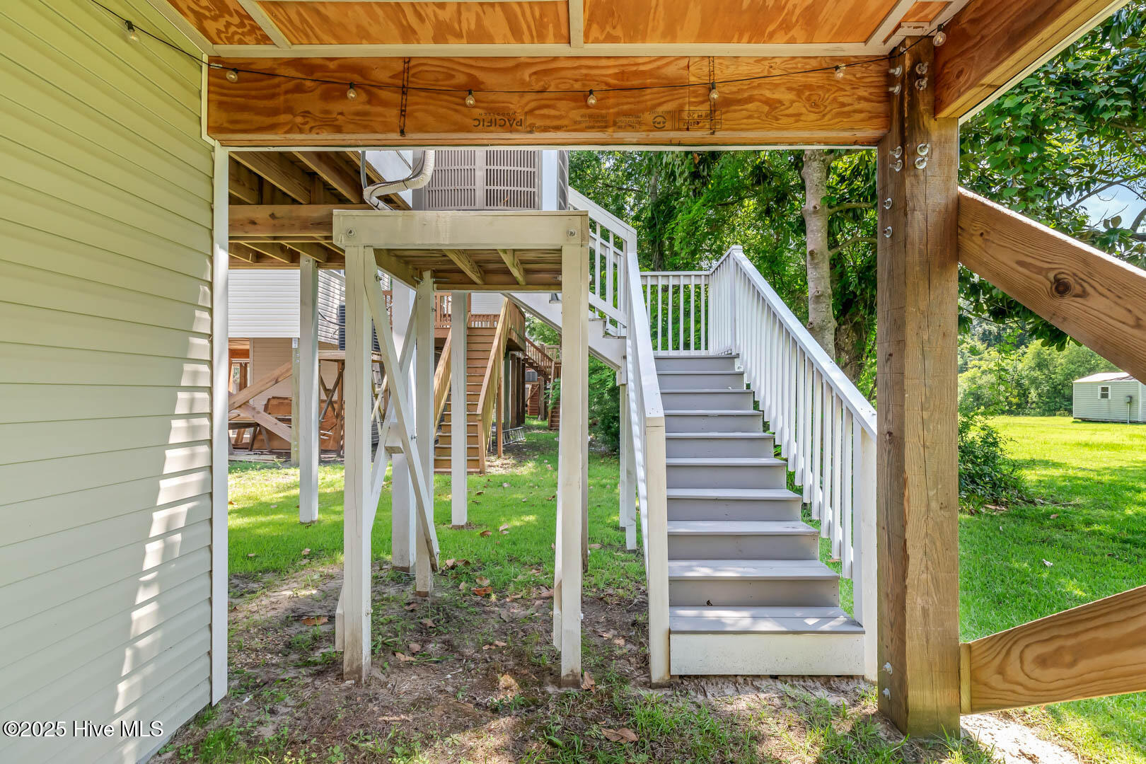 100516062 | Photo 57