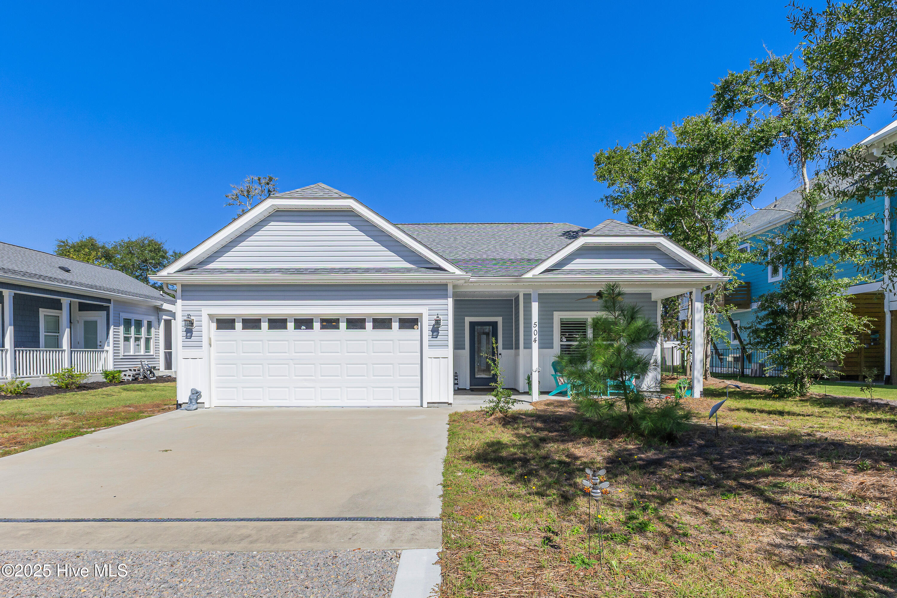 Homes for sale in Oak Island, NC | 504 W Oak Island Dr, Oak Island, NC 28465 | MLS# 100523610