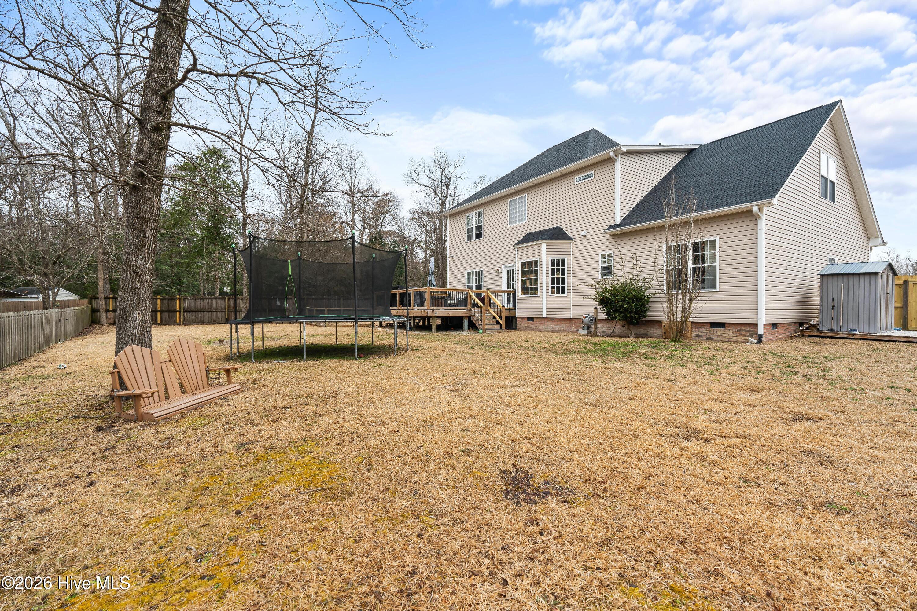 100556314 | Photo 68