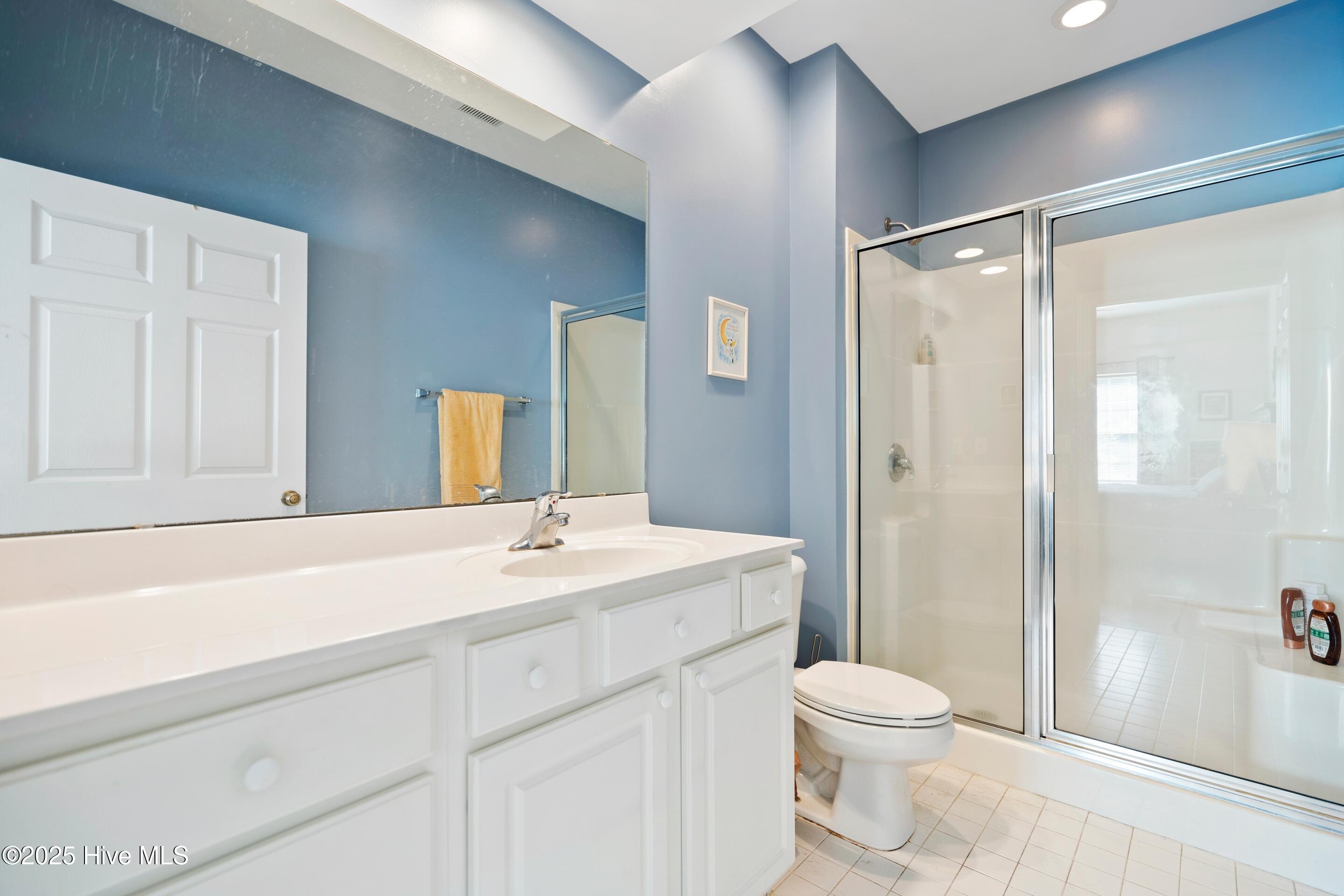 100534079 | Photo 28