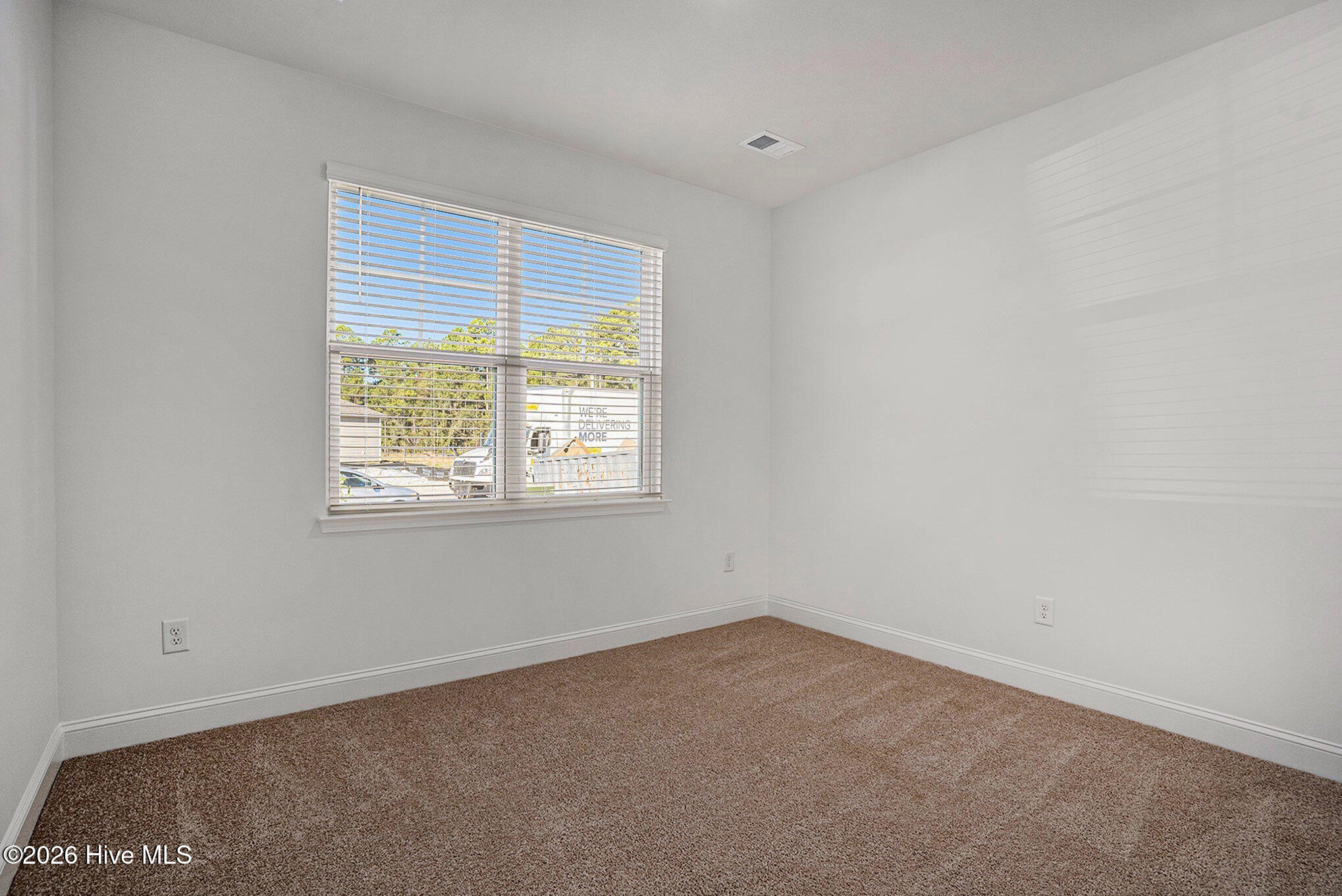 100556808 | Photo 20