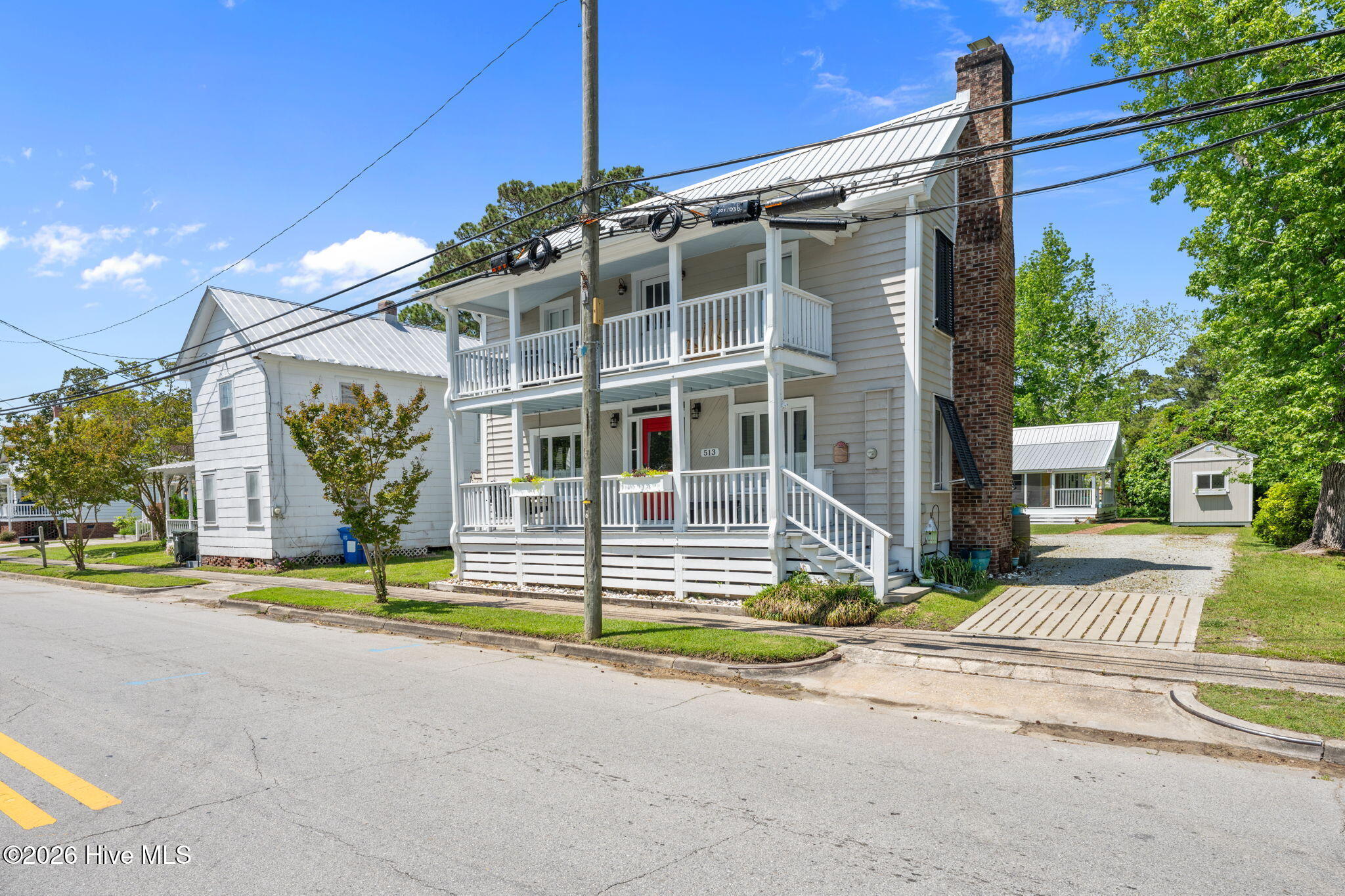 513 Broad Street,Oriental