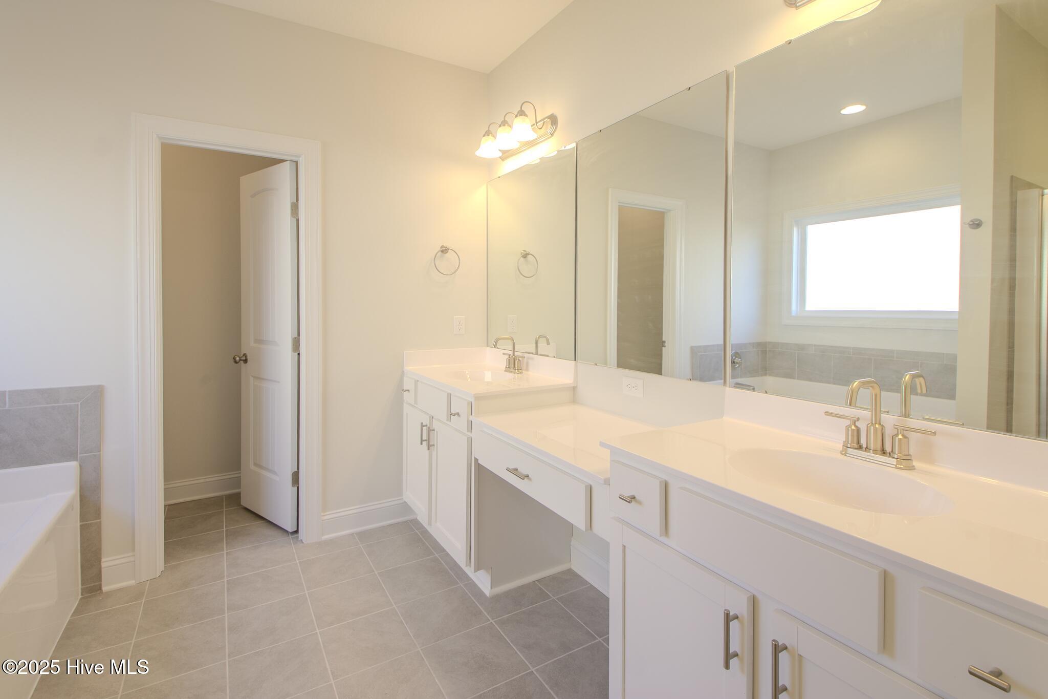 100492208 | Photo 17