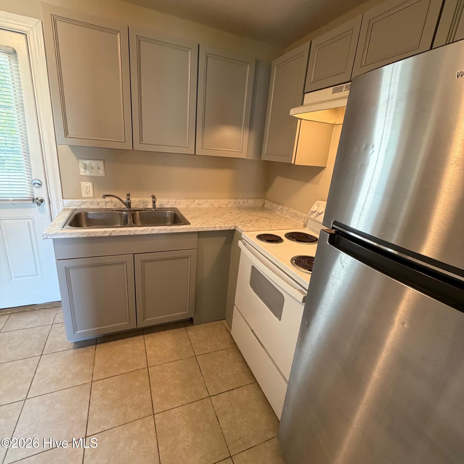 Kitchen 2 - 107-A Juniper