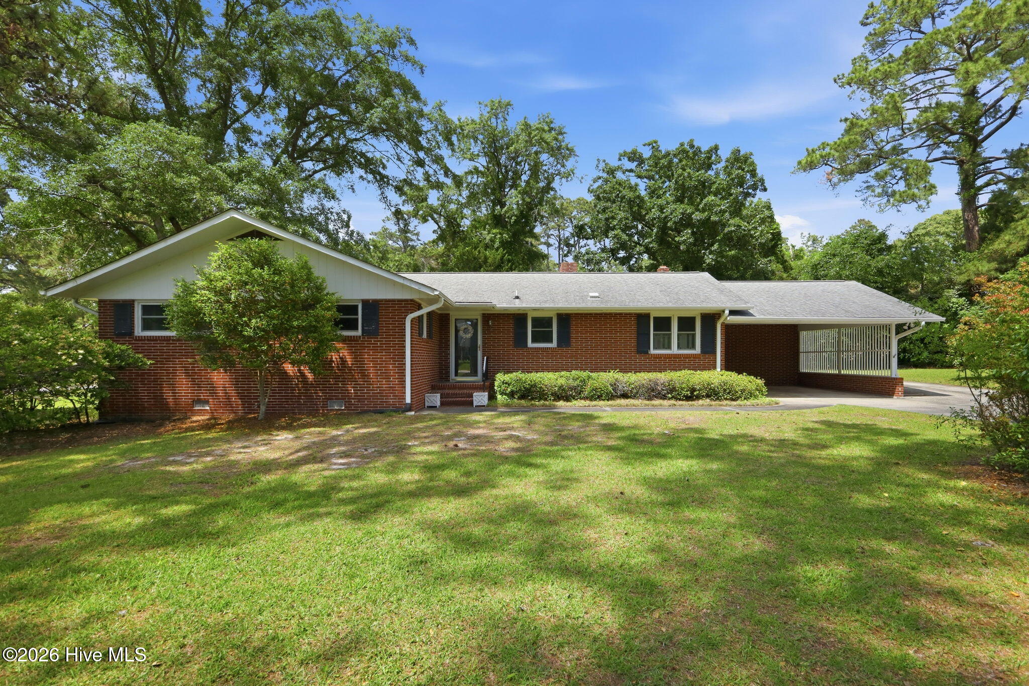 3030 Fairway Road,Morehead City