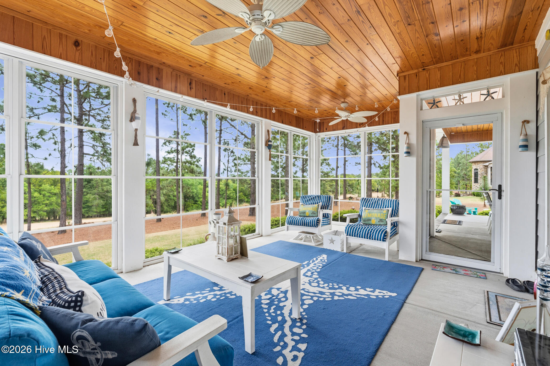 screened in porch