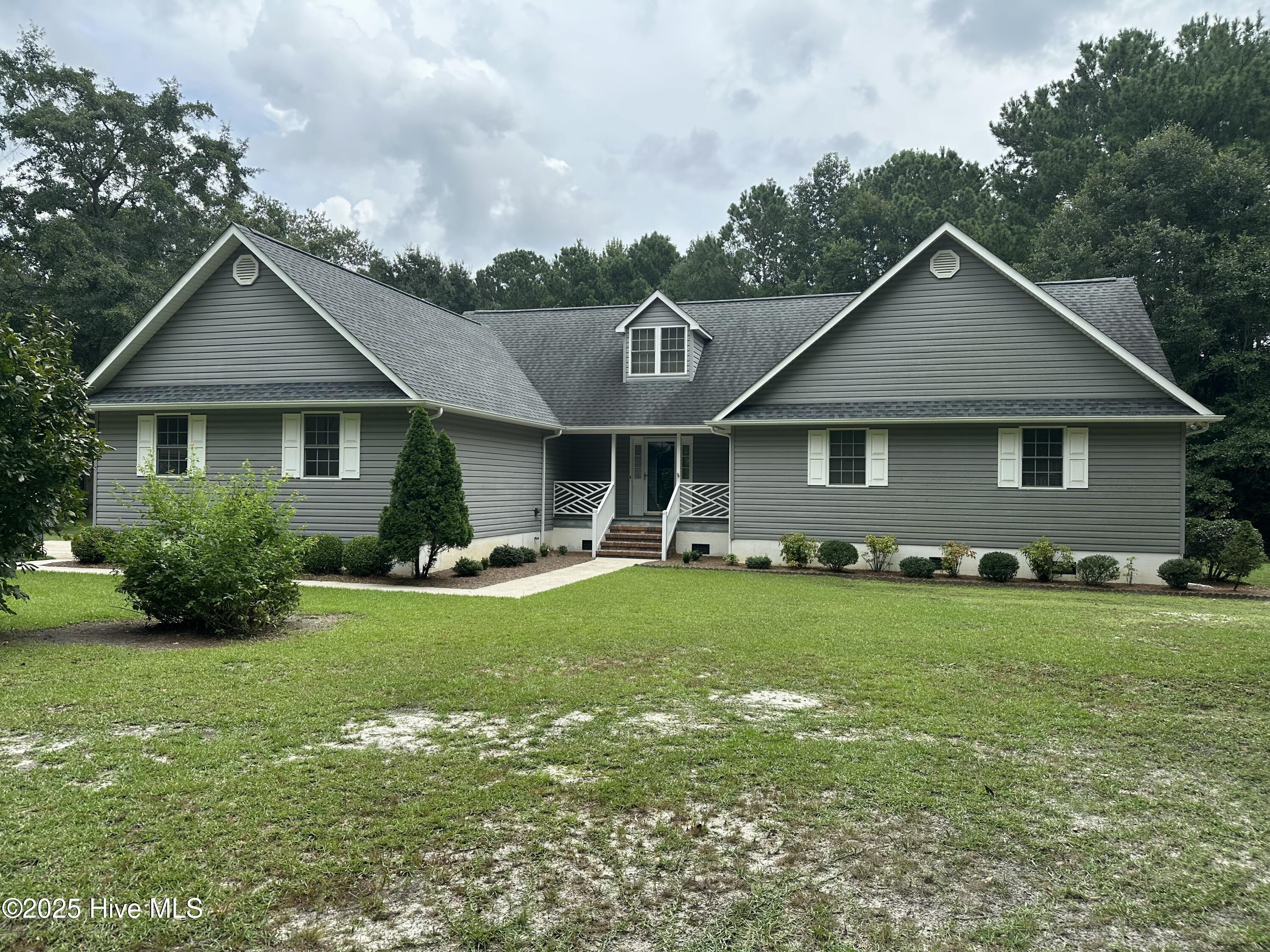 Homes for sale in Kenansville, NC | 120 Rice Ln, Kenansville, NC 28349 | MLS# 100526126