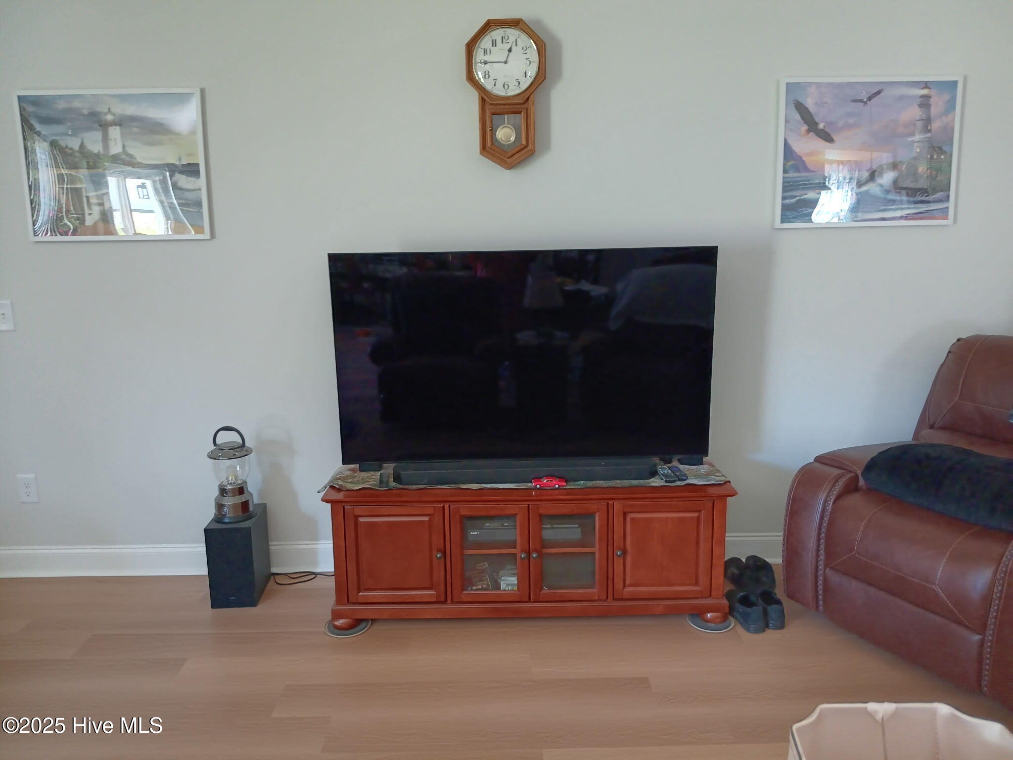 100533340 | Photo 14